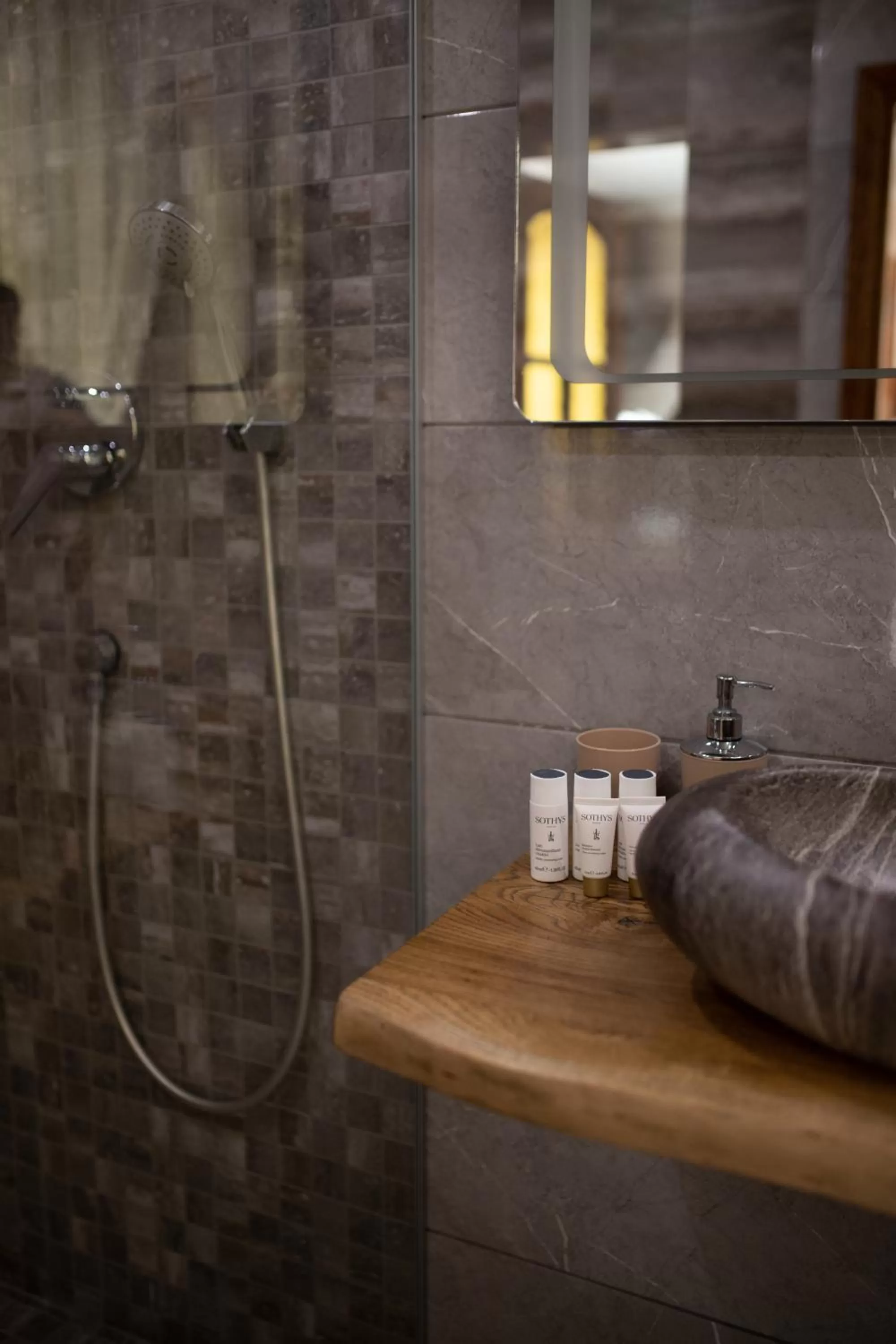 Bath in Hotel & Spa DENINNA