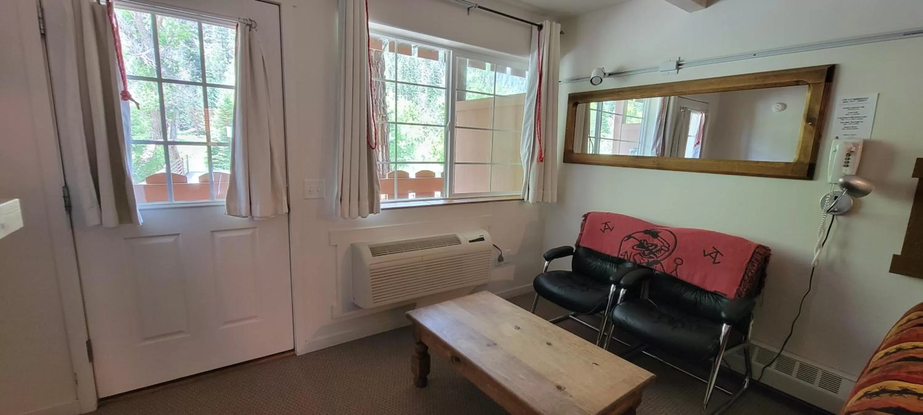Bedroom in Hot Springs Inn