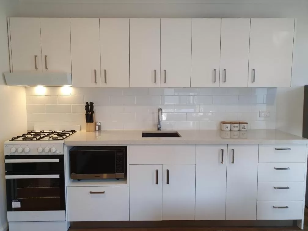 Kitchen or kitchenette, Kitchen/Kitchenette in Lunar Cabins