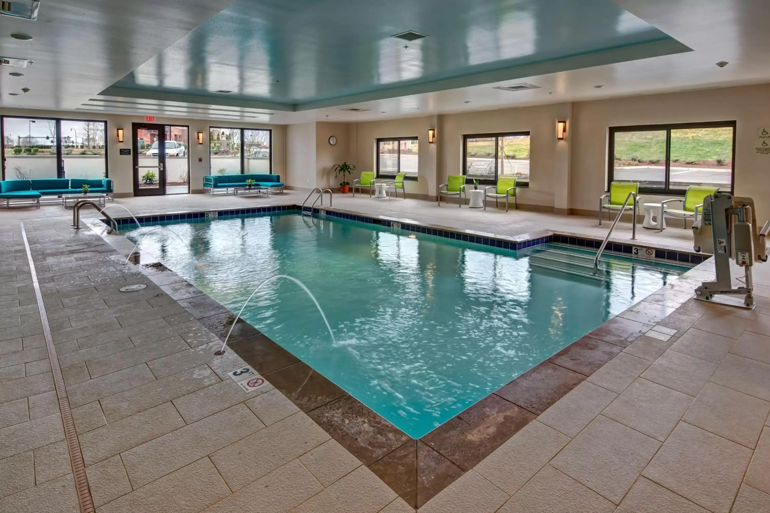 Pool view, Swimming Pool in Hampton Inn & Suites By Hilton Nashville Hendersonville Tn