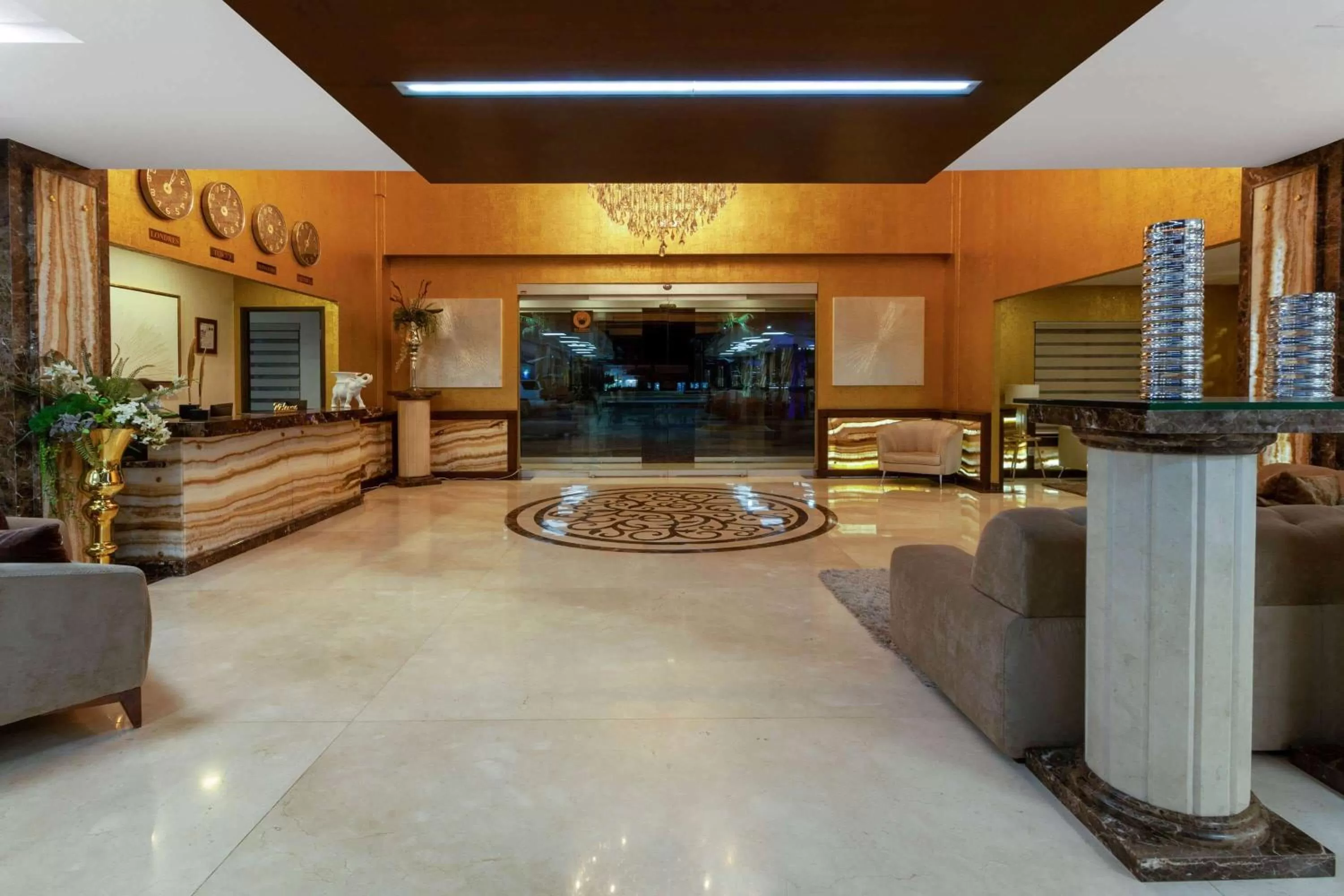 Lobby or reception in Wyndham Torreon