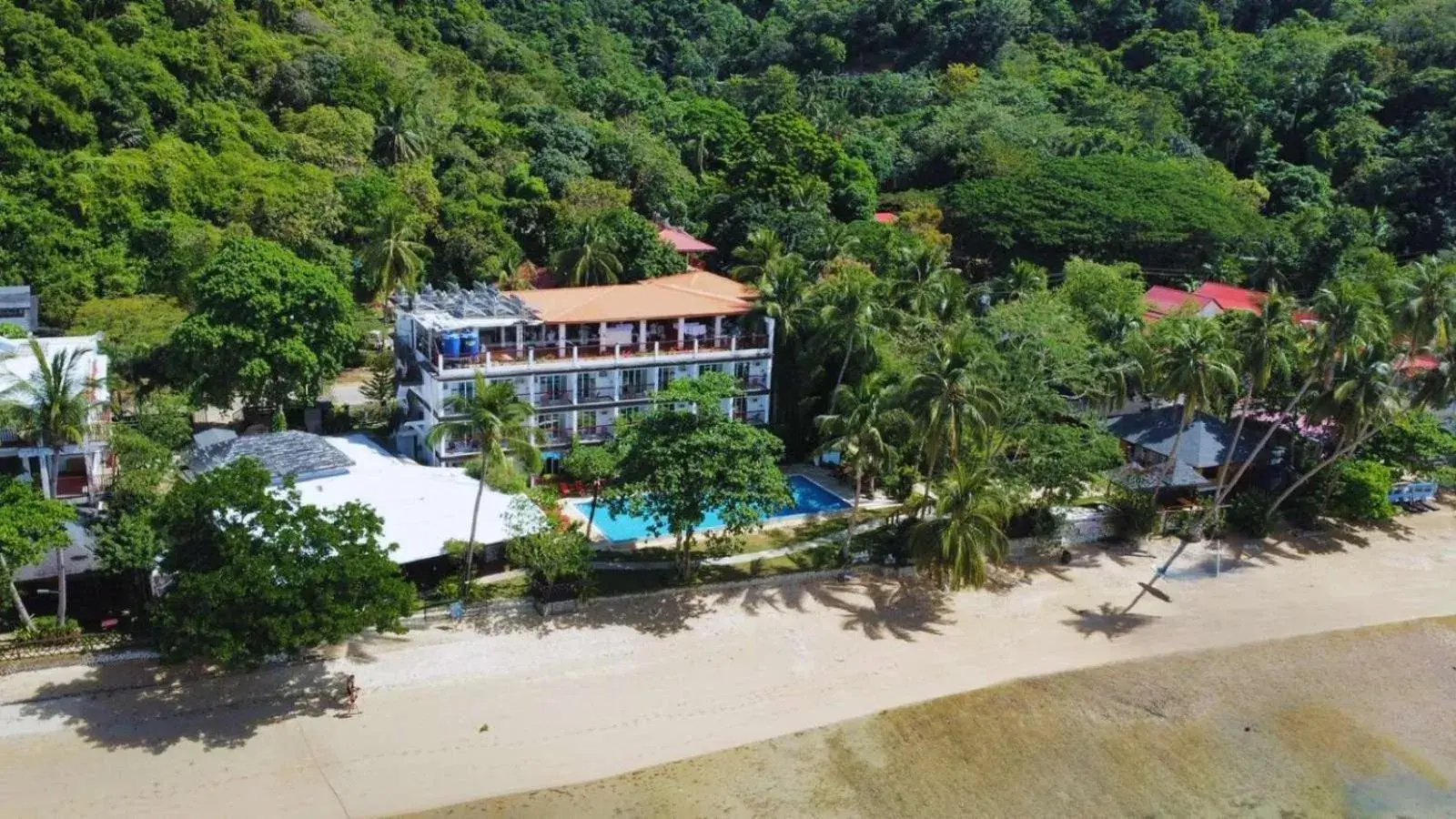 Property building, Bird's-eye View in Doublegem Beach Resort and Hotel