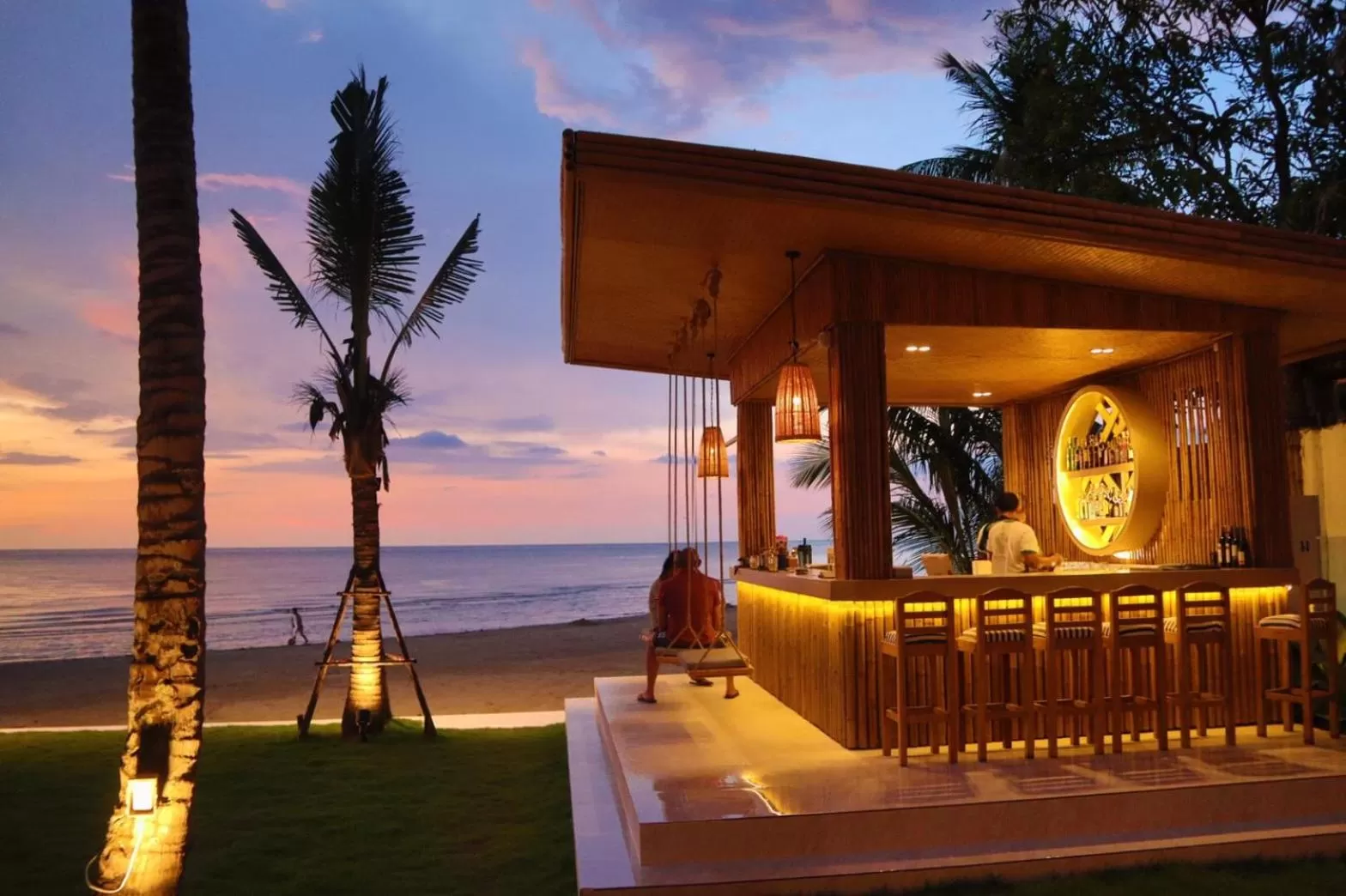 Lounge or bar in VAYNA Boutique Koh Chang