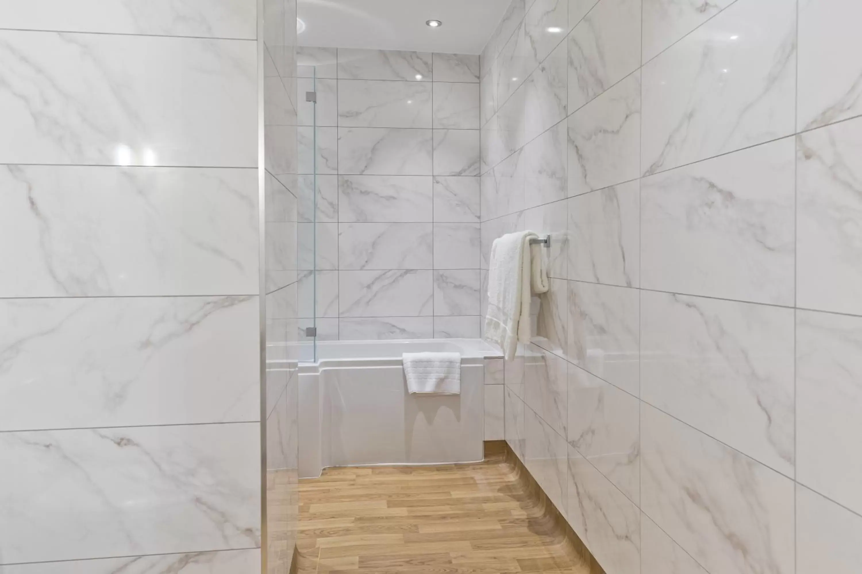 Bathroom in Blue Bell Lodge Hotel