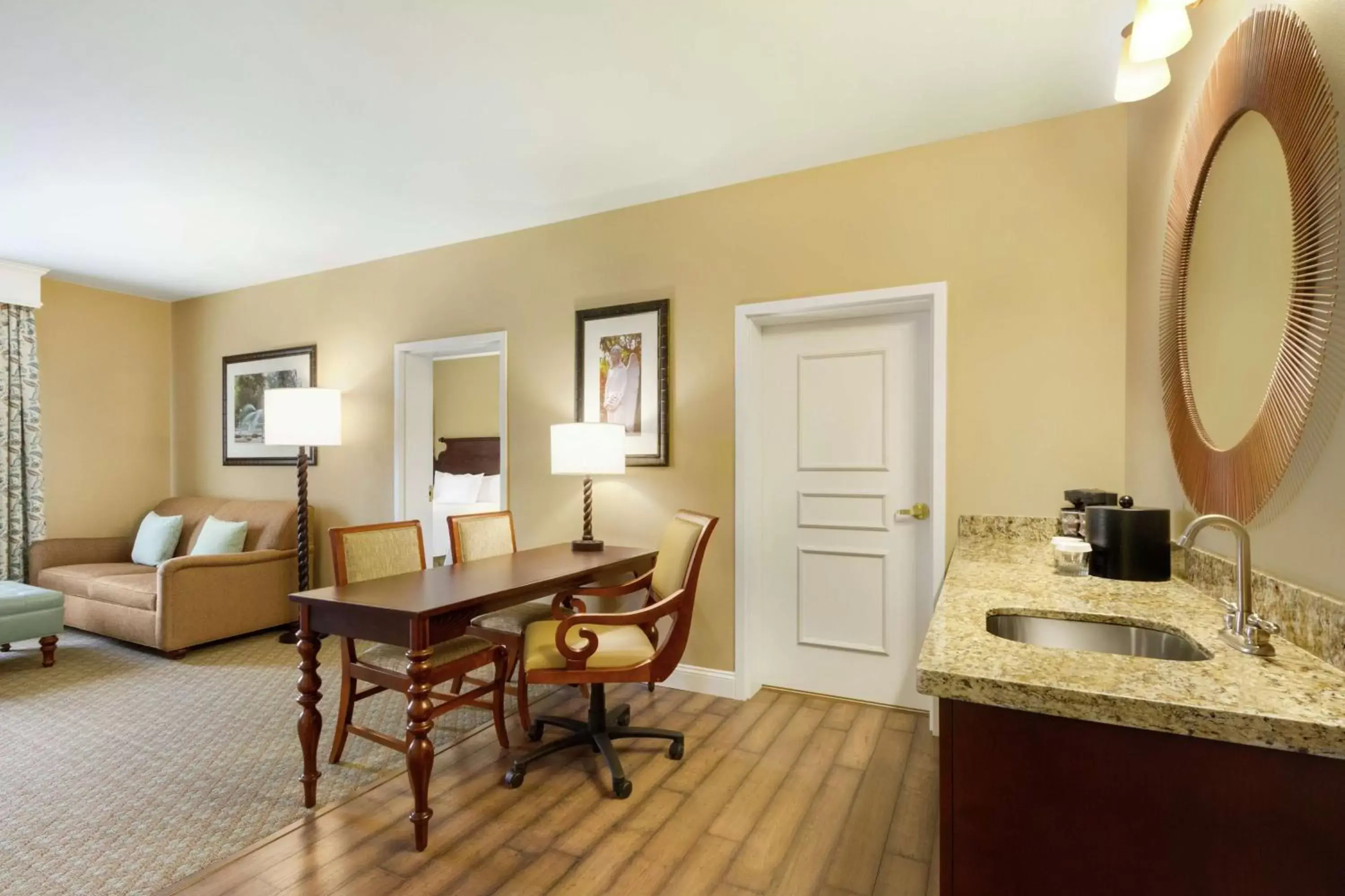 Bedroom in Embassy Suites Savannah Historic District