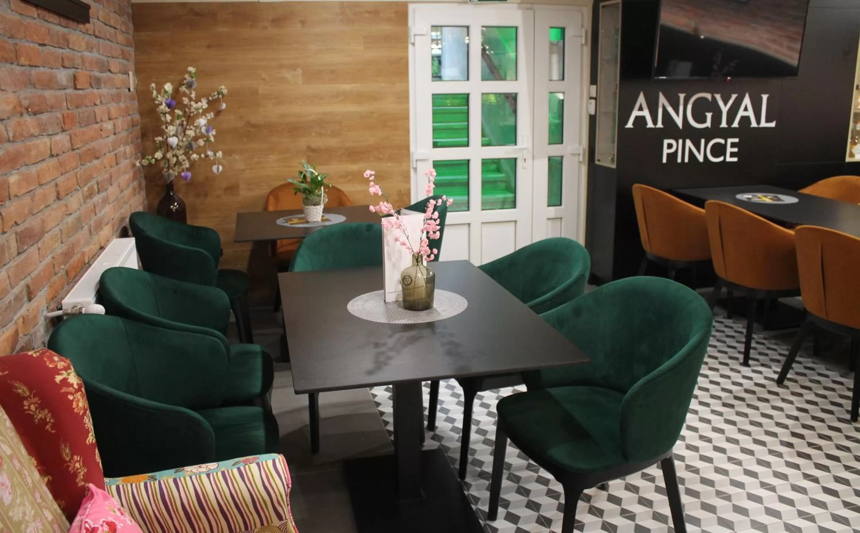 Property building in Angyal Panzió