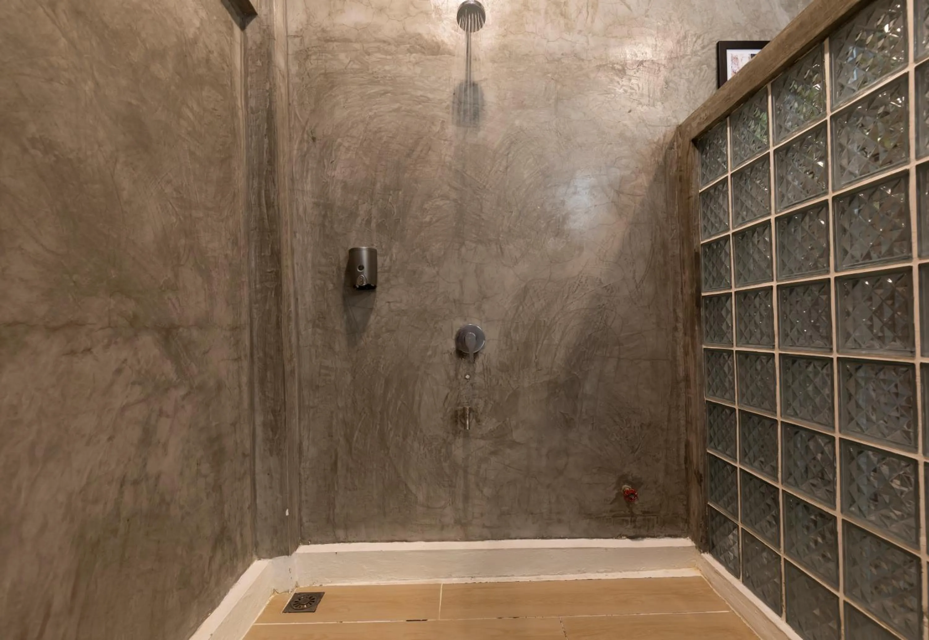 Shower in Tanini Sepilok Formerly Known As Nature Lodge Sepilok