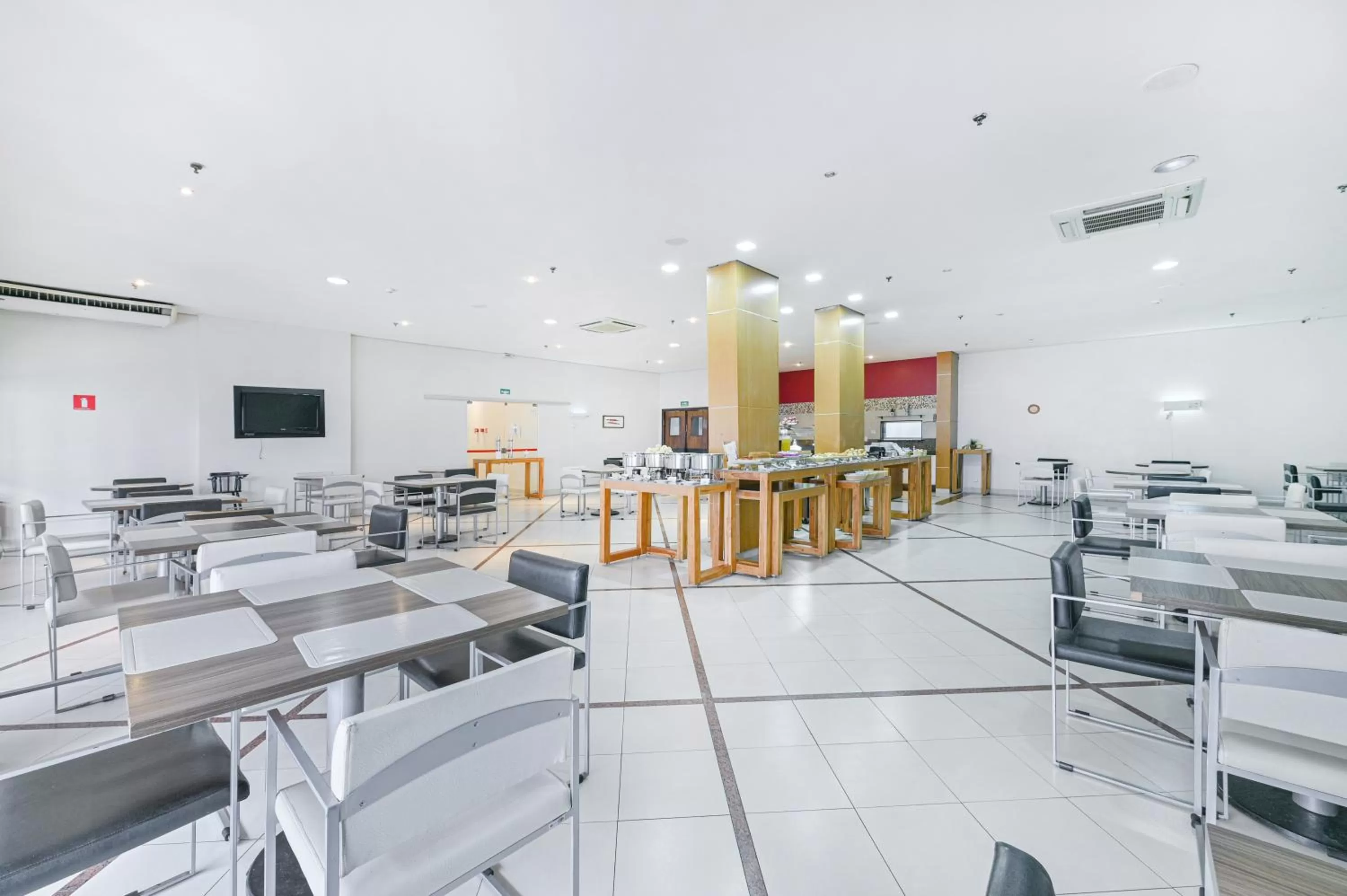 Restaurant/places to eat in Hotel Nacional Inn Cuiabá