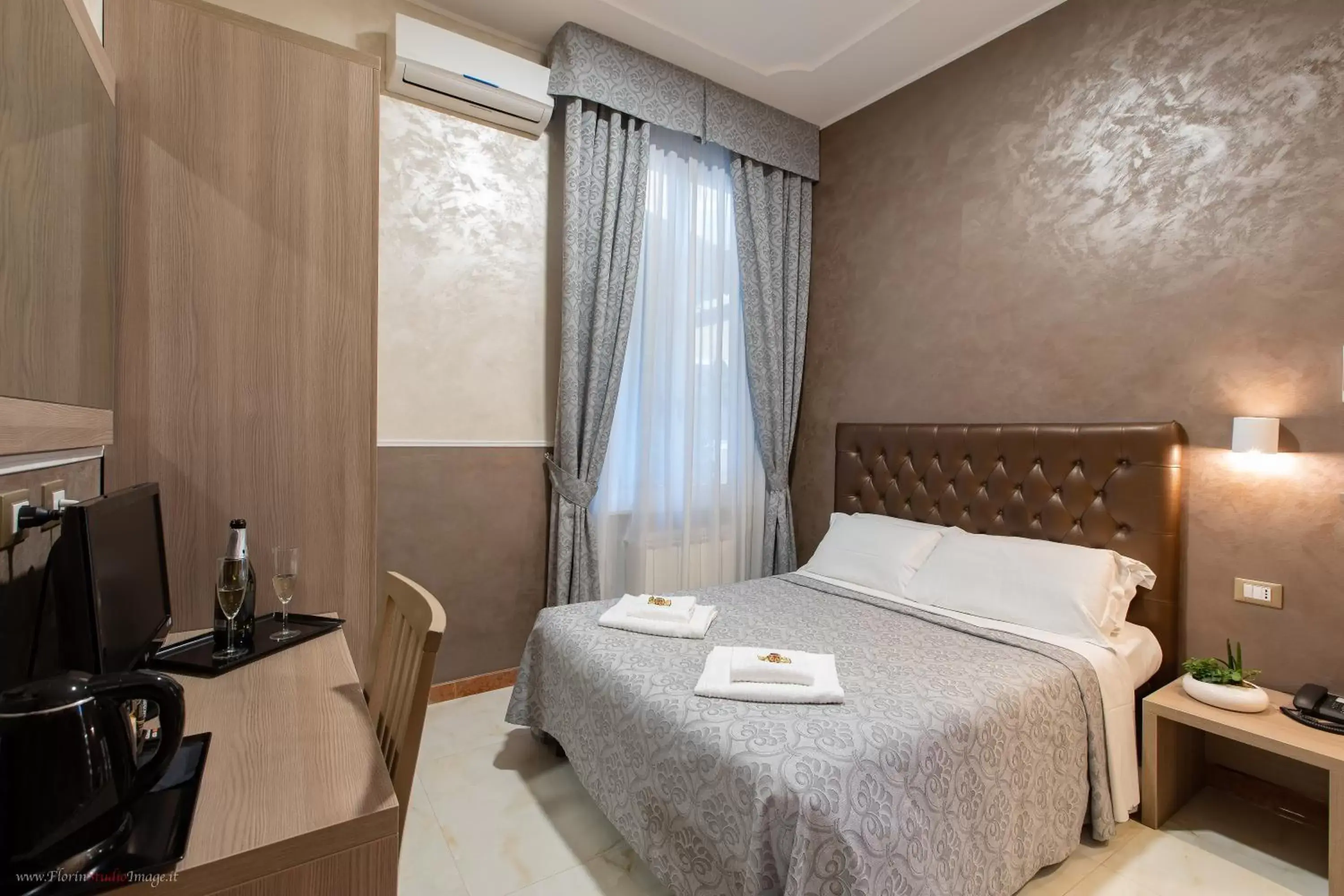 Bed in Hotel Centro Cavour Roma