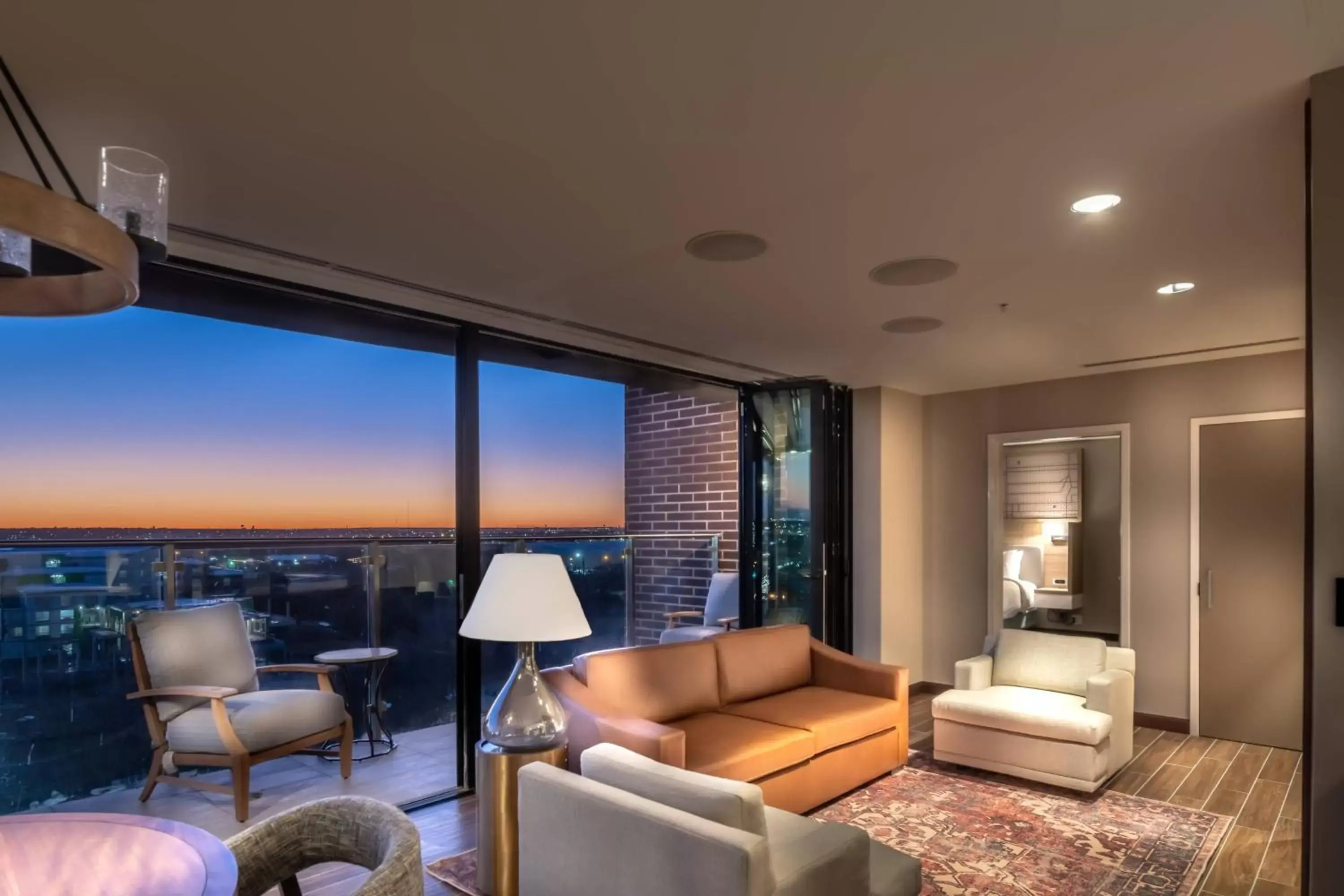 Living room, Seating Area in SpringHill Suites by Marriott Fort Worth Historic Stockyards