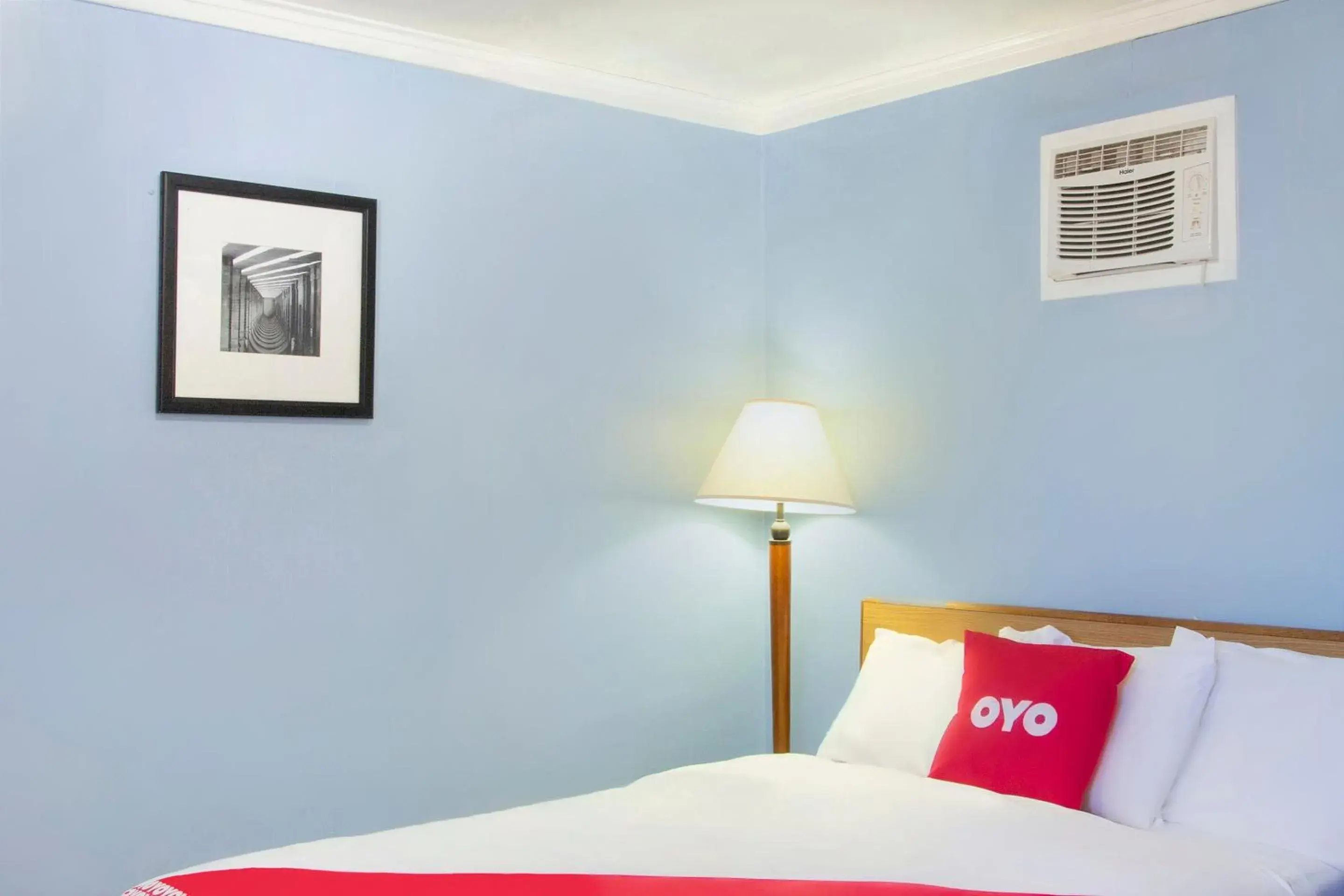 Bedroom, Bed in OYO Hotel Wilkes-Barre East