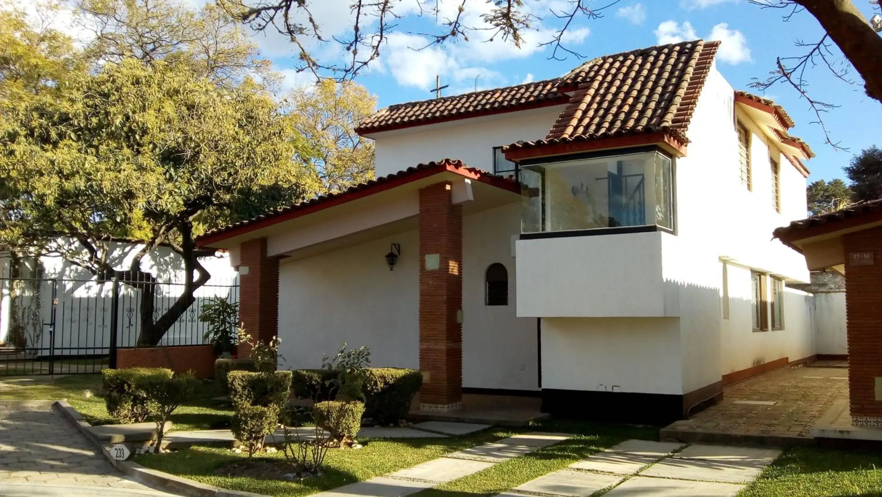 Patio, Property Building in Villas del Sol Hotel & Bungalows