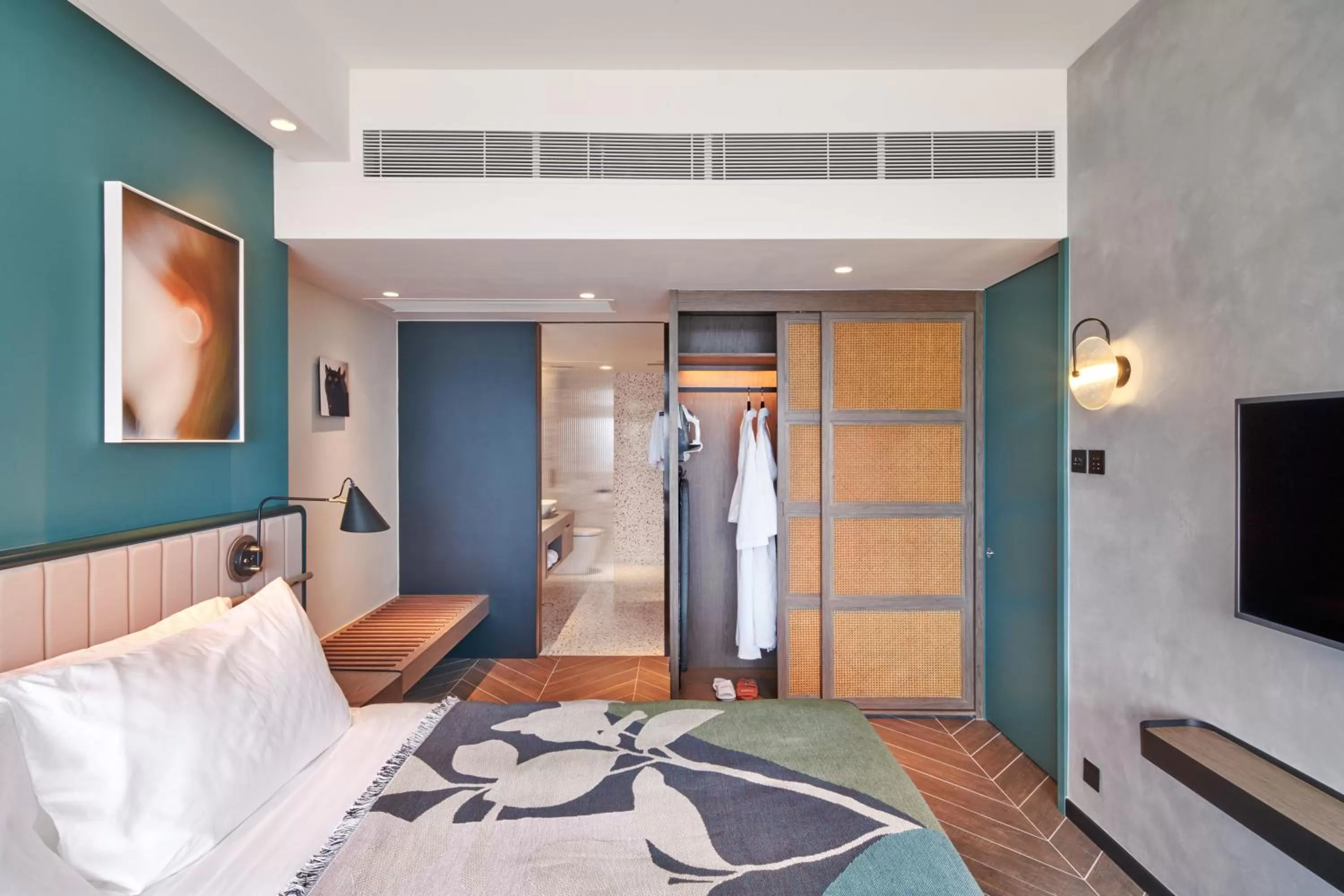 Bedroom, Bed in the Arca