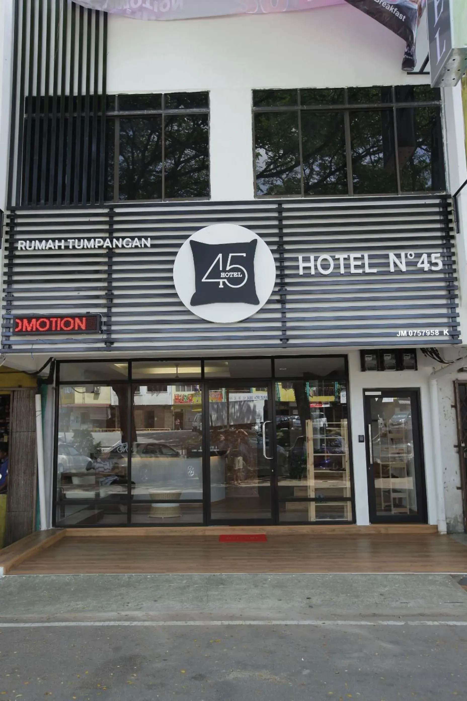 Property building, Facade/Entrance in Hotel N45