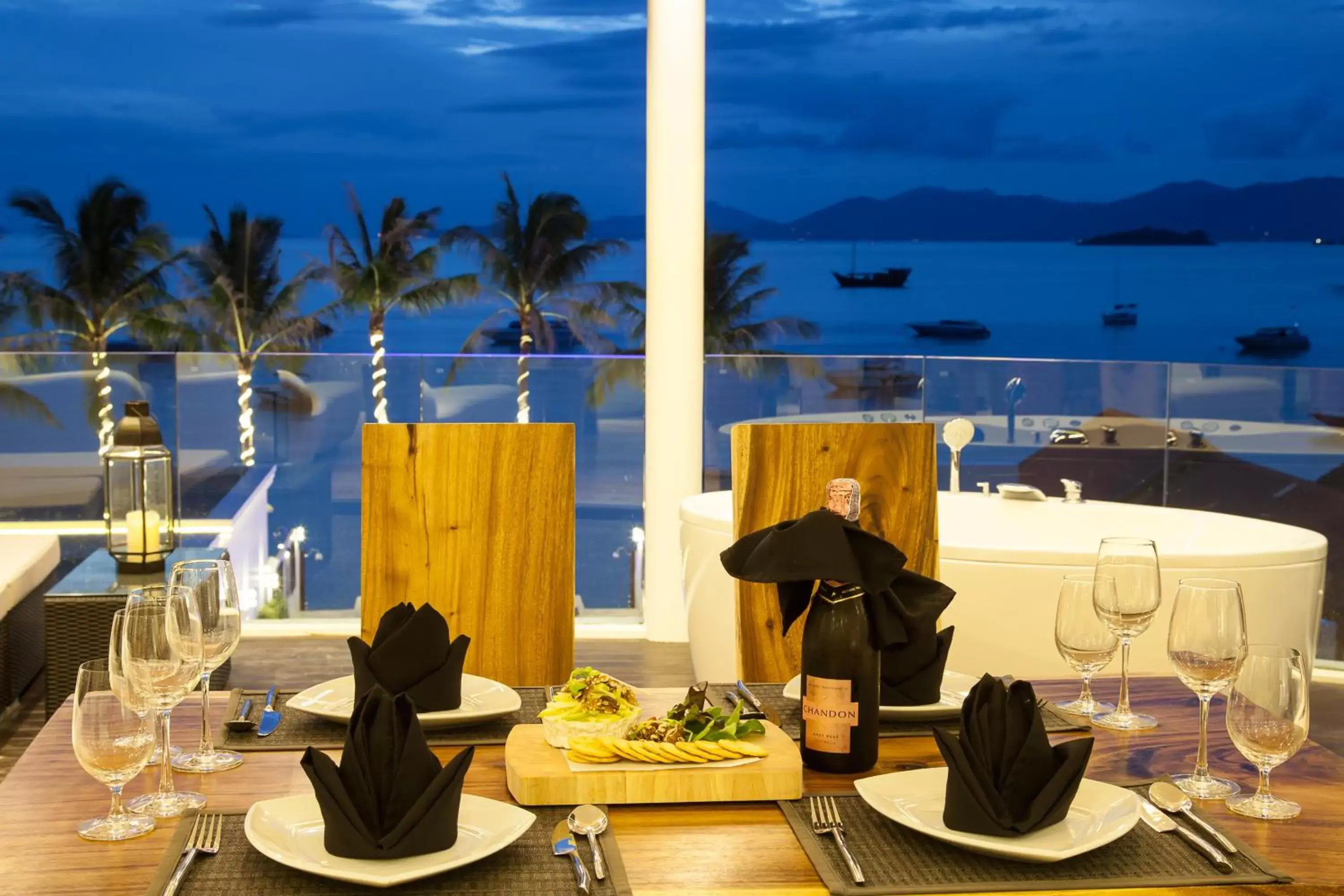 Restaurant/places to eat in The Privilege Hotel Ezra Beach Club Restaurant/places to eat in The Privilege Hotel Ezra Beach Club