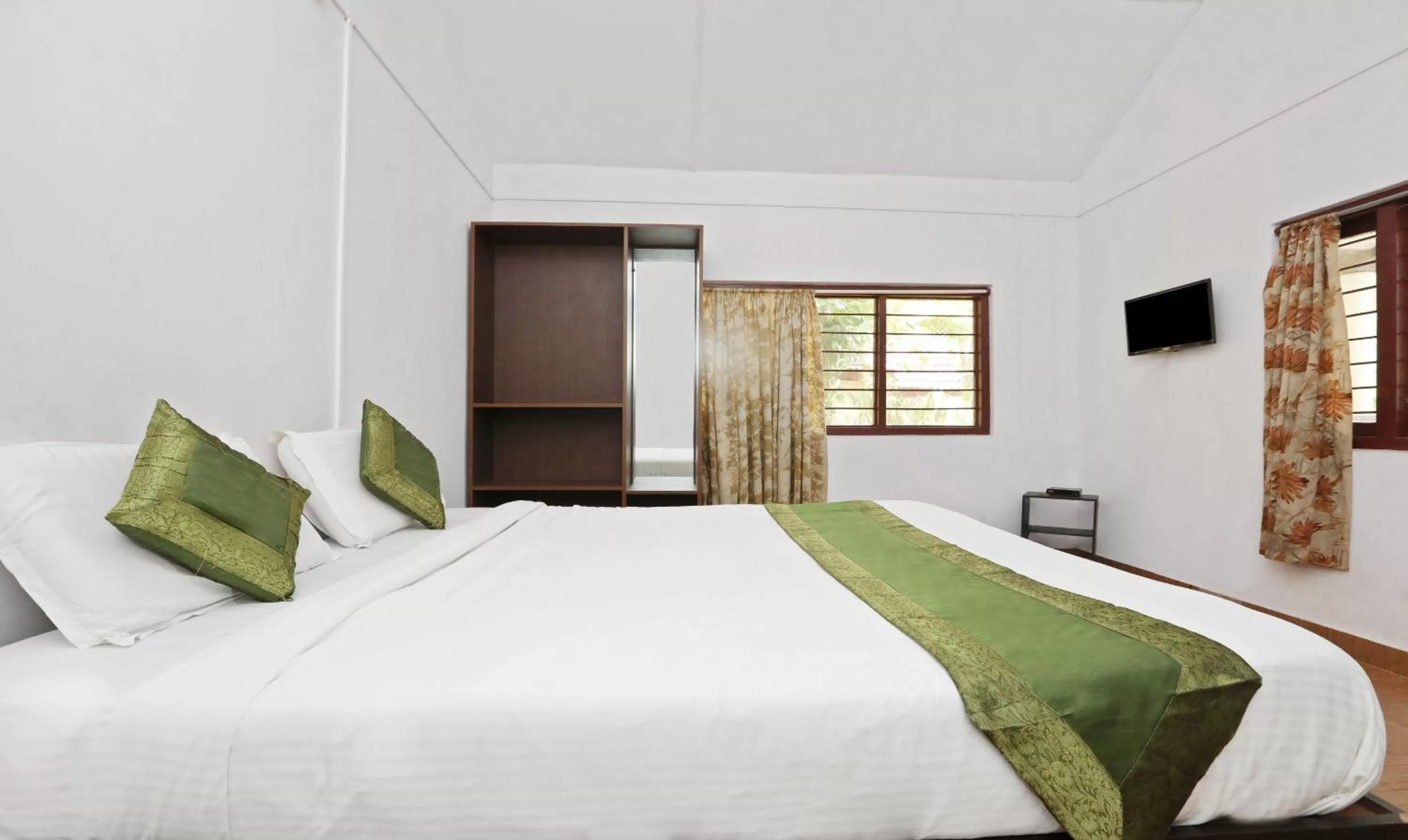 Bedroom, Bed in Itsy Hotels Jammabane Cottage