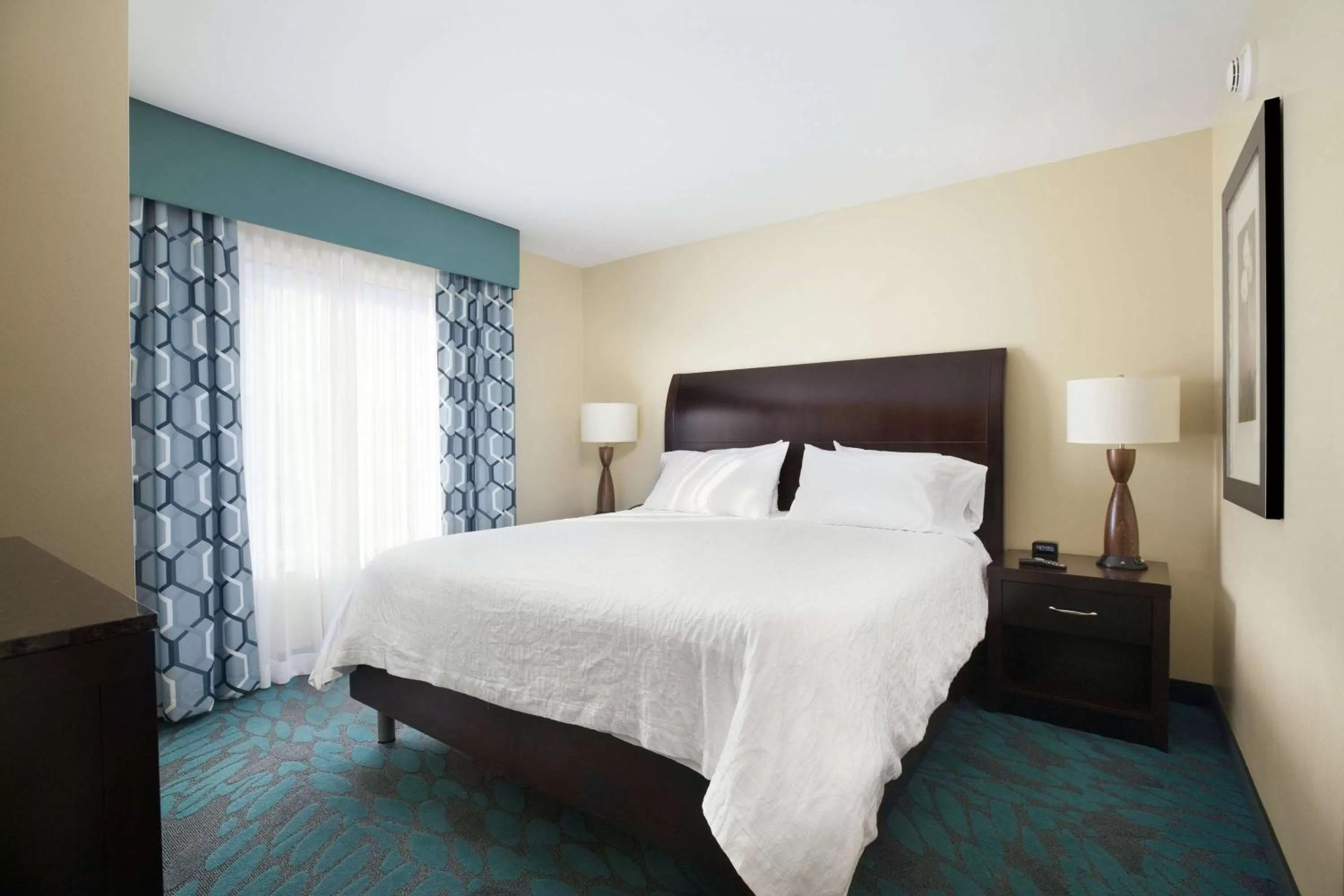 Bed in Hilton Garden Inn Fargo