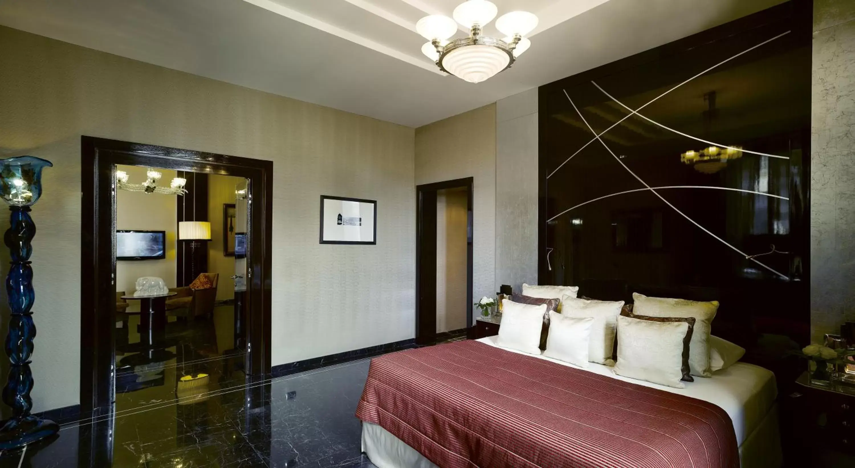 Dolce Vita Suite in Baglioni Hotel Regina - The Leading Hotels of the World