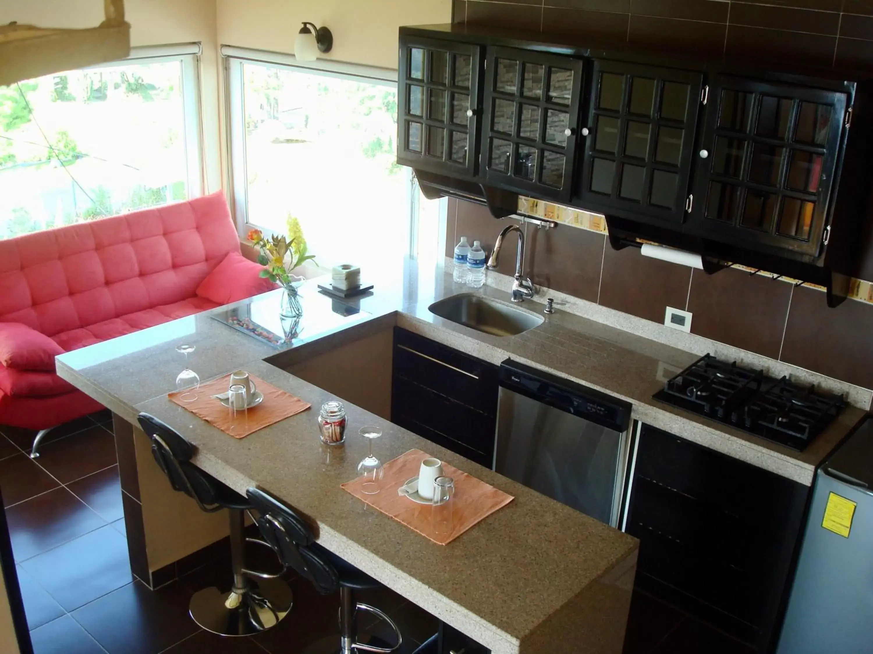 Kitchen or kitchenette, Kitchen/Kitchenette in Hotel Maragreens