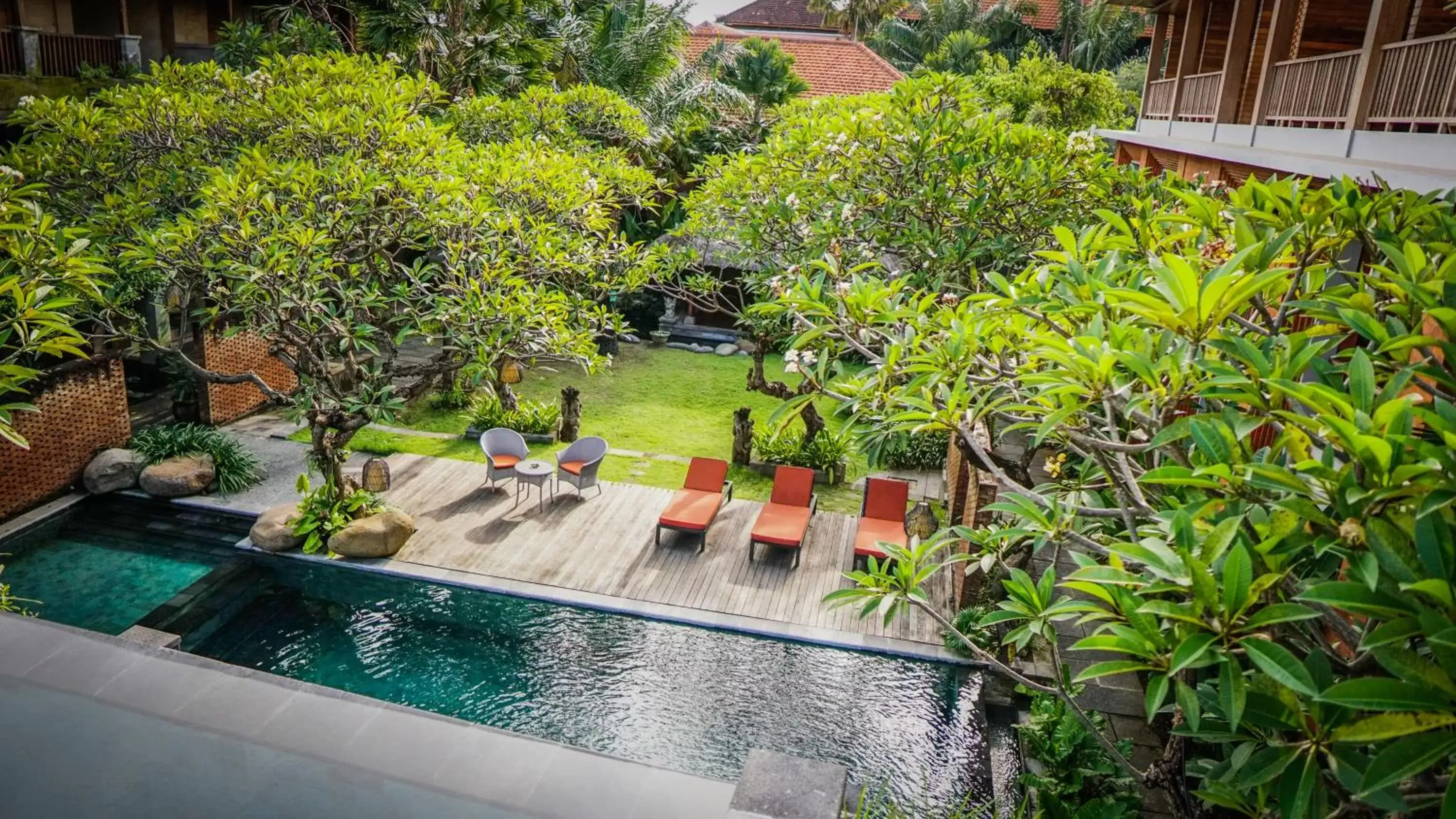 Pool View in Fourteen Roses Boutique Hotel, Kuta