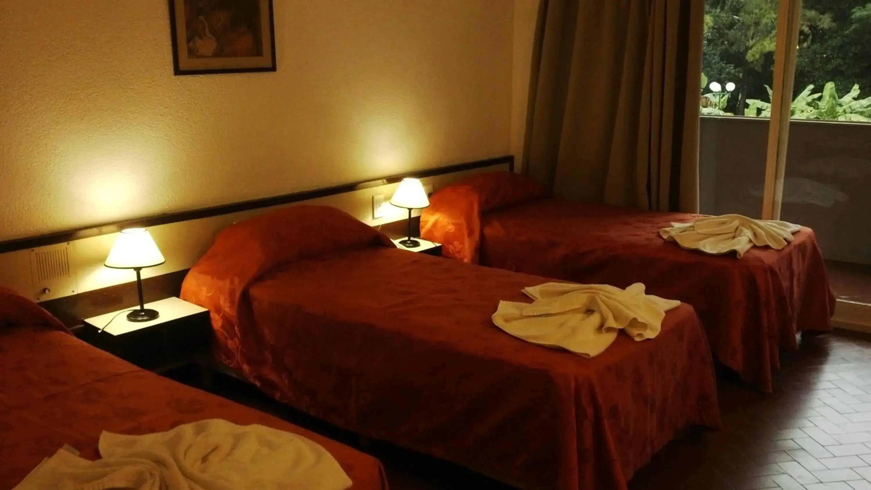 Photo of the whole room, Bed in Hotel El Libertador