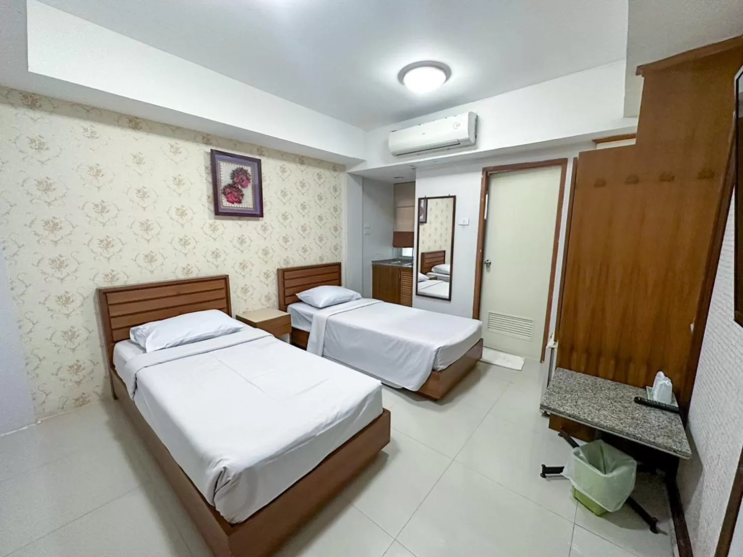 Standard Twin Room in Wangkaew Hotel, Phitsanulok