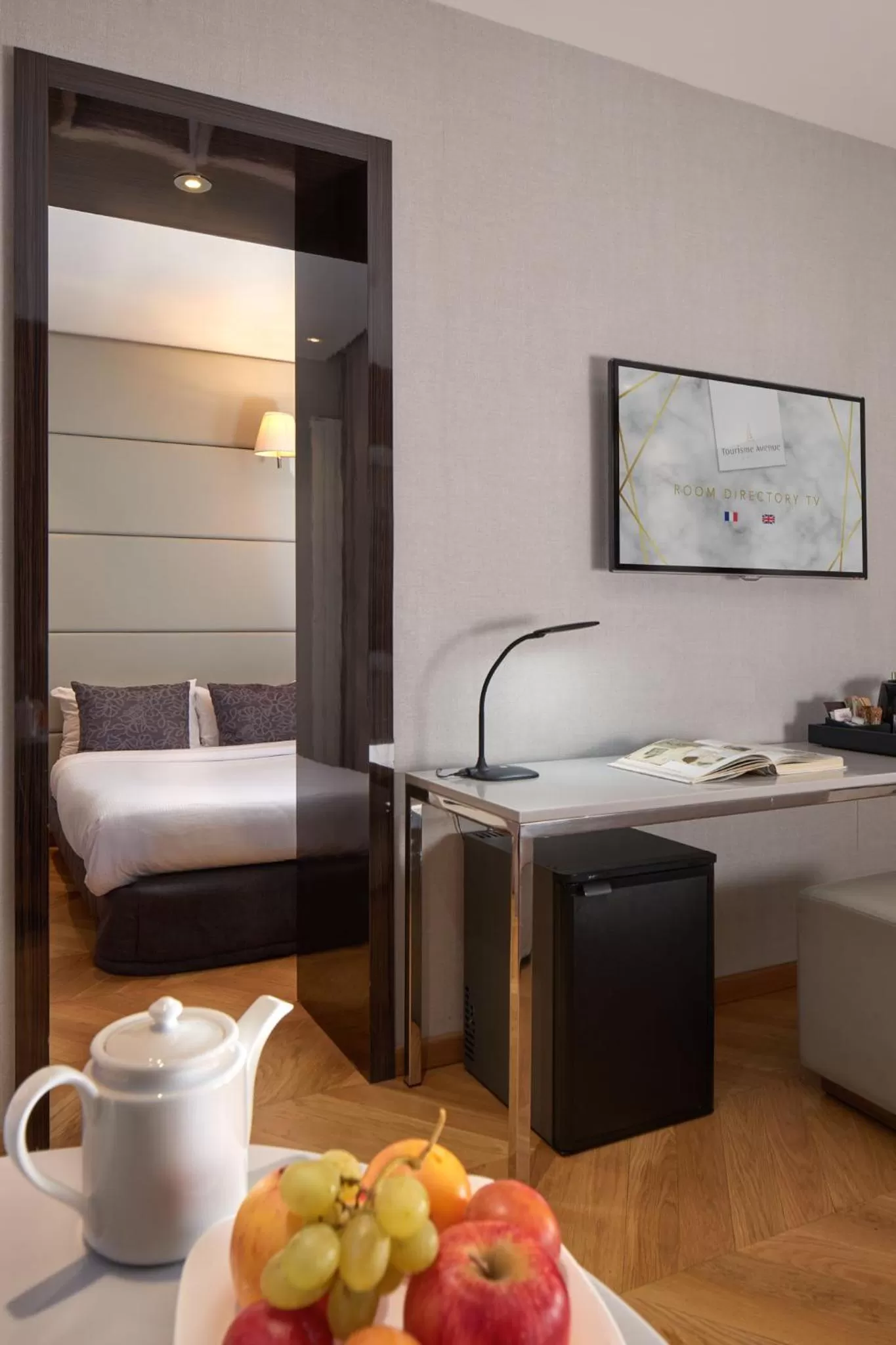 Bed in Hôtel Tourisme Avenue