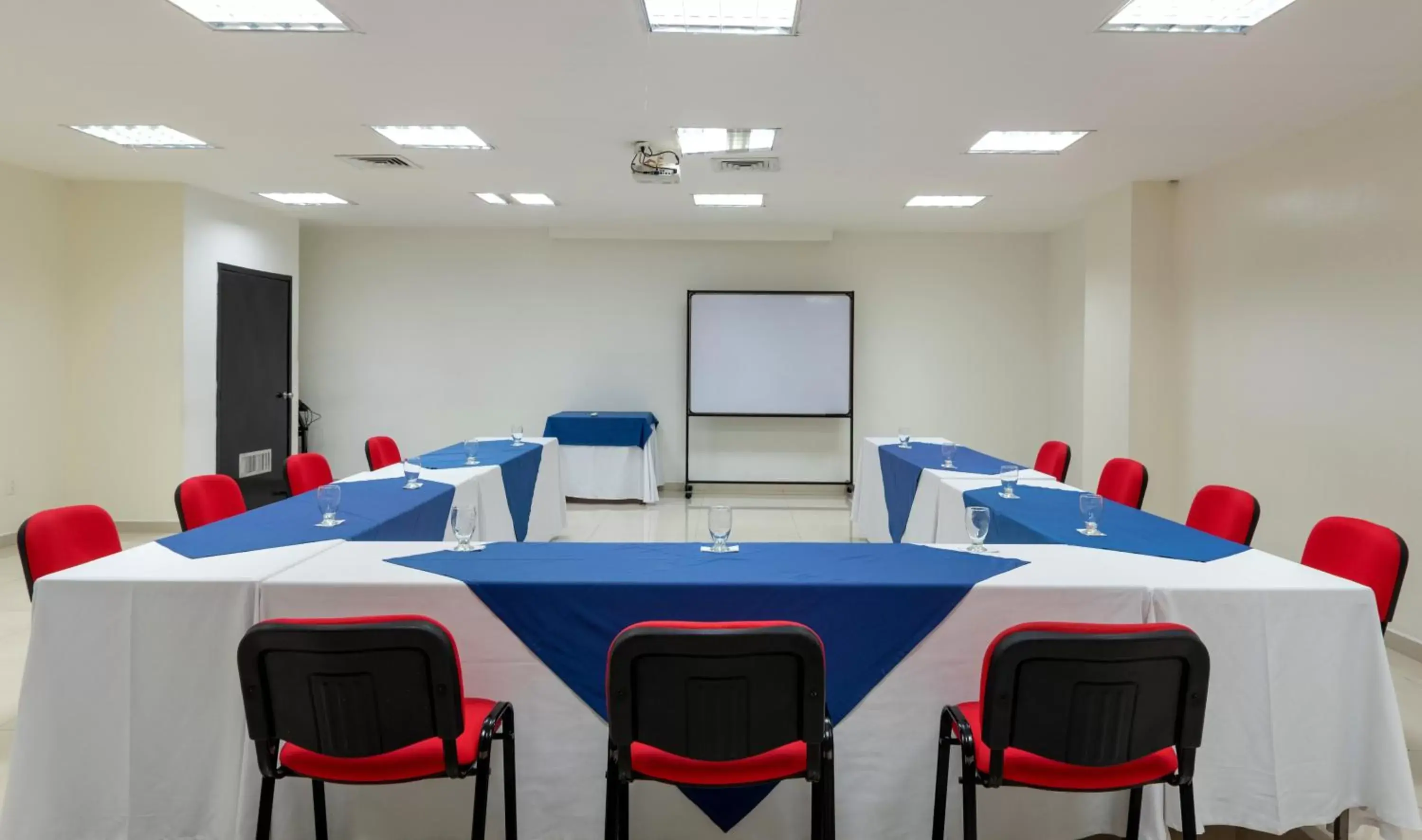 Business facilities in Hotel Chicamocha