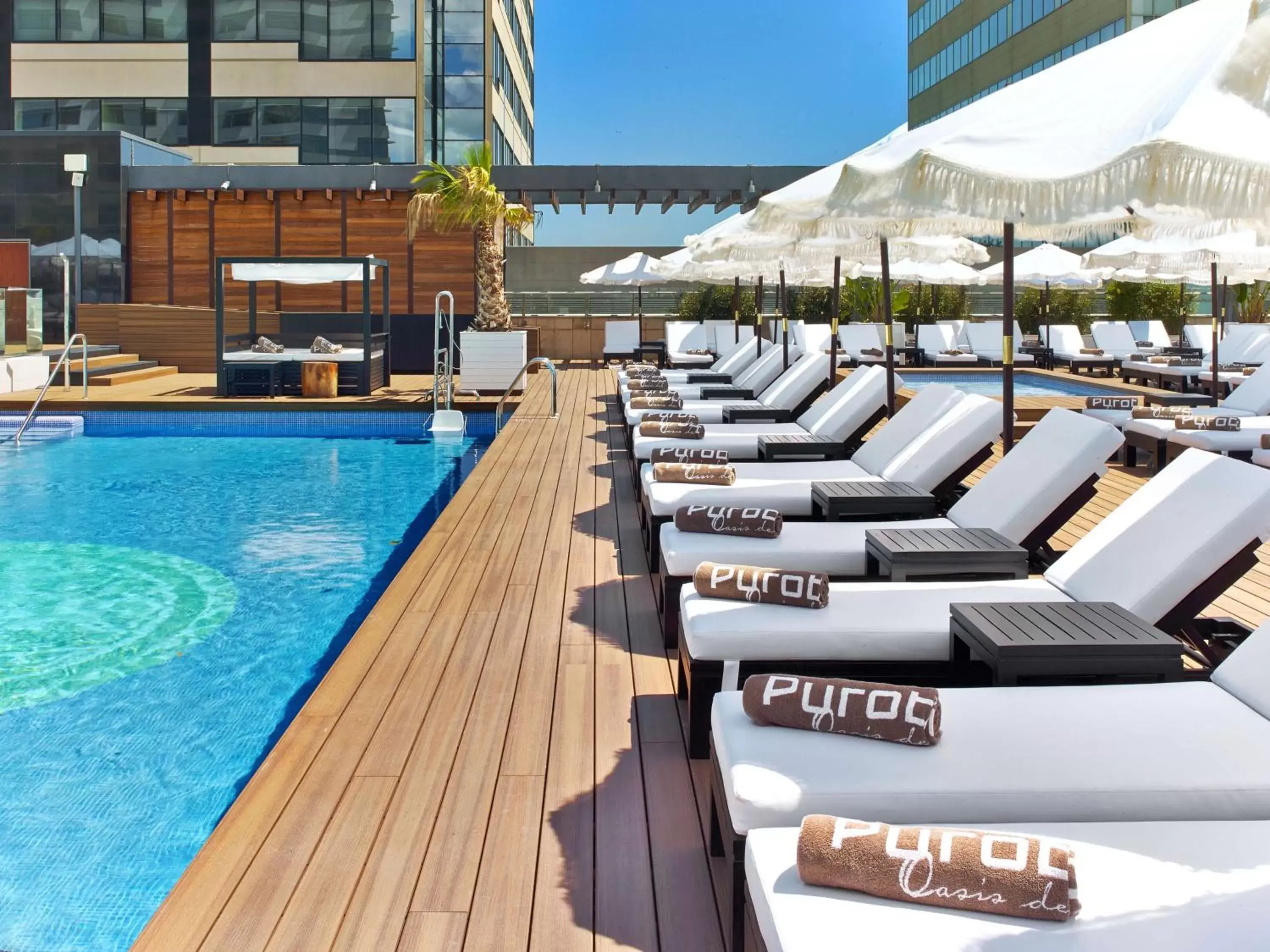 Pool view, Swimming Pool in Hilton Diagonal Mar Barcelona