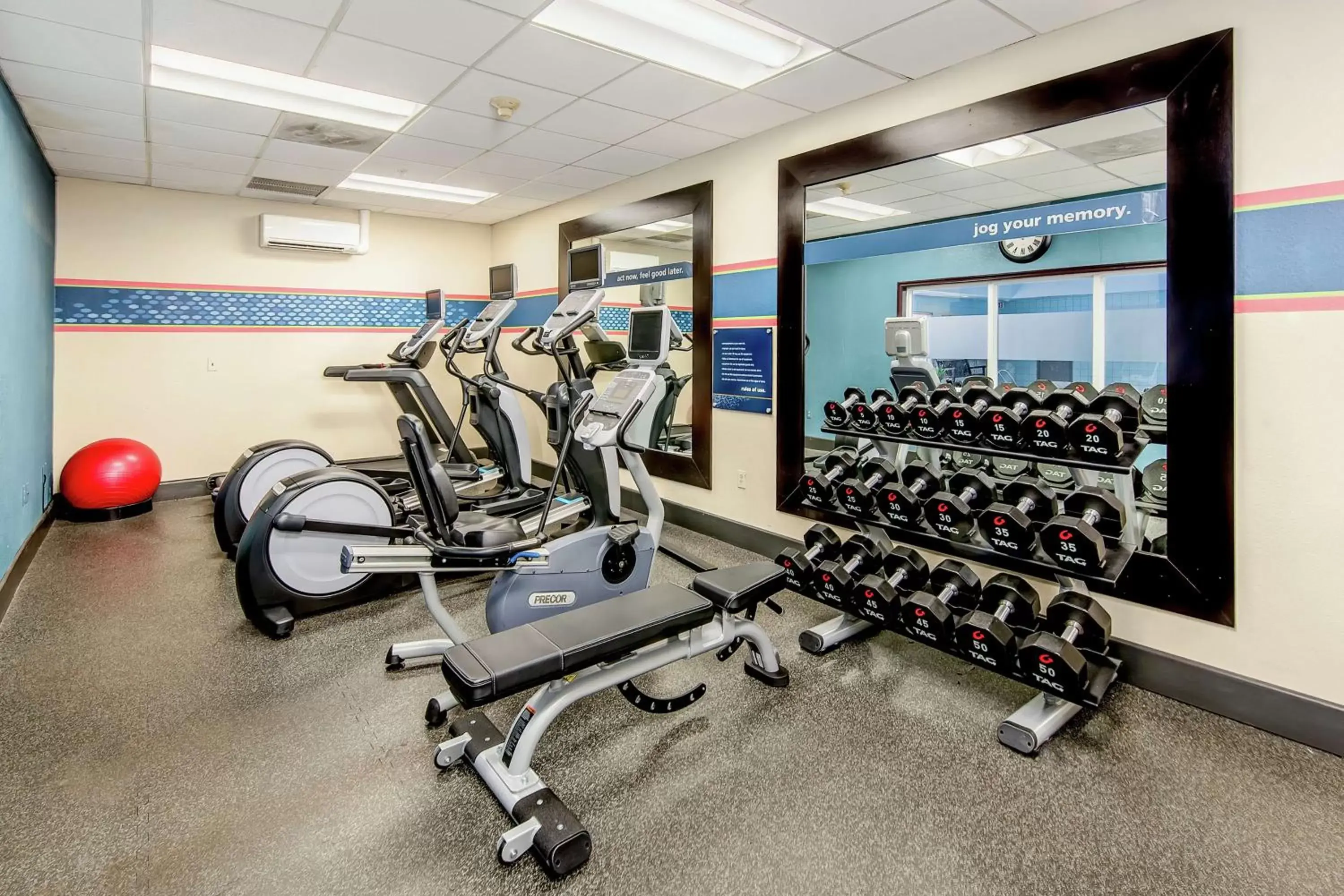 Fitness centre/facilities, Fitness Center/Facilities in Hampton Inn & Suites Bethlehem