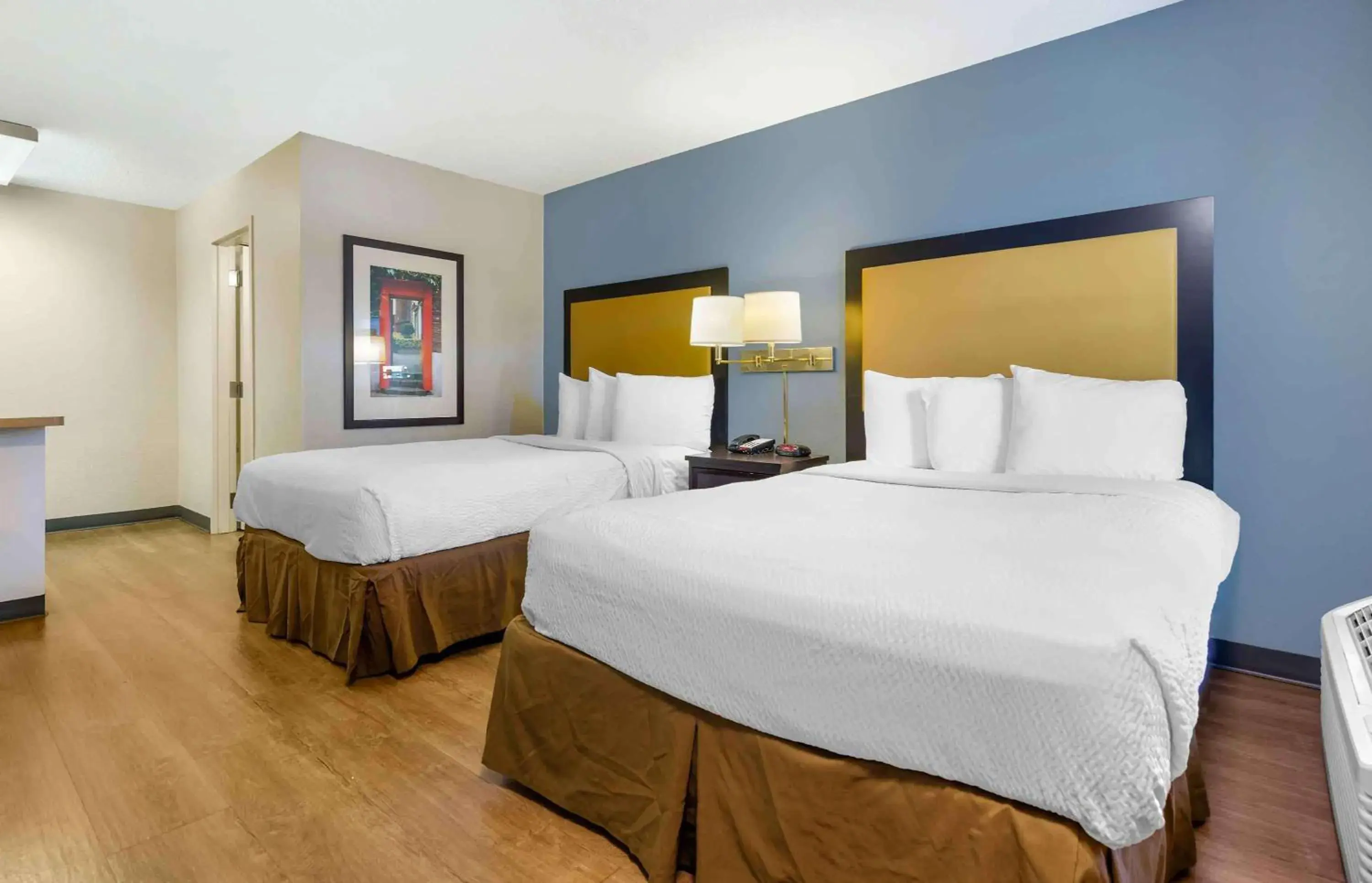 Bedroom, Bed in Extended Stay America Select Suites - Roanoke - Airport