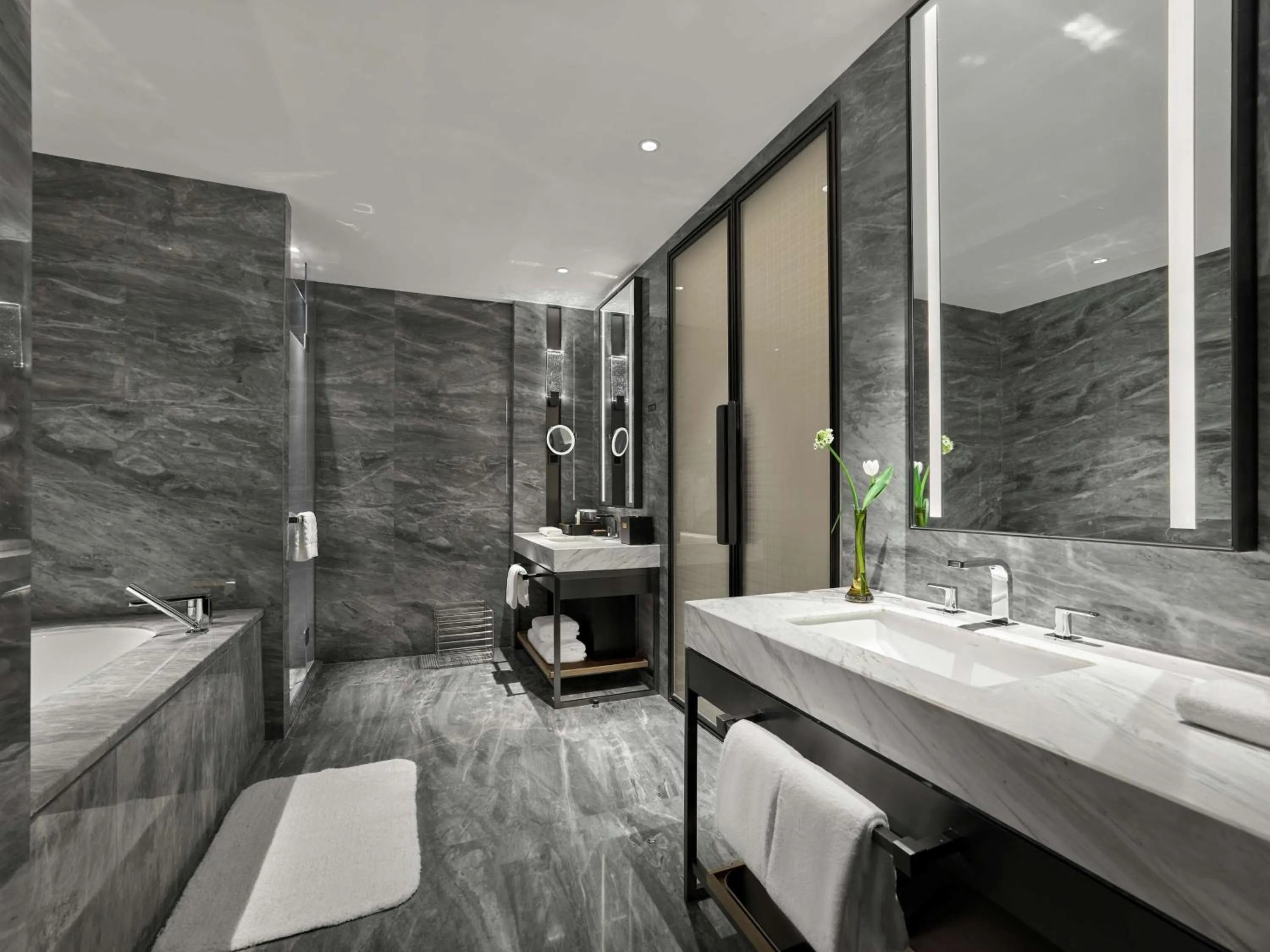 Bathroom in DoubleTree by Hilton Chengdu Riverside - Close to Panda Base and Chengdu East Railway