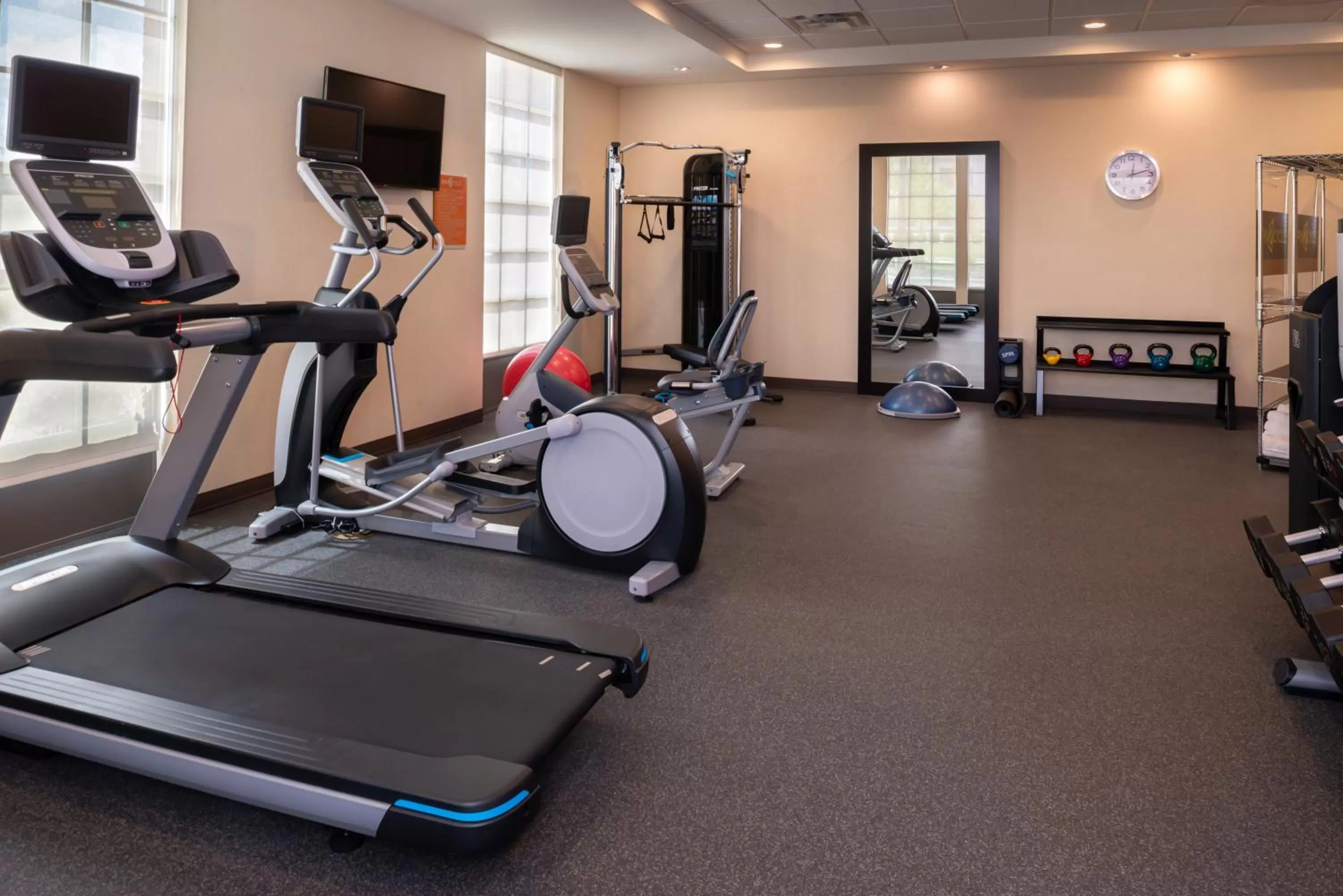 Fitness centre/facilities in Home2 Suites By Hilton Columbus/West, OH