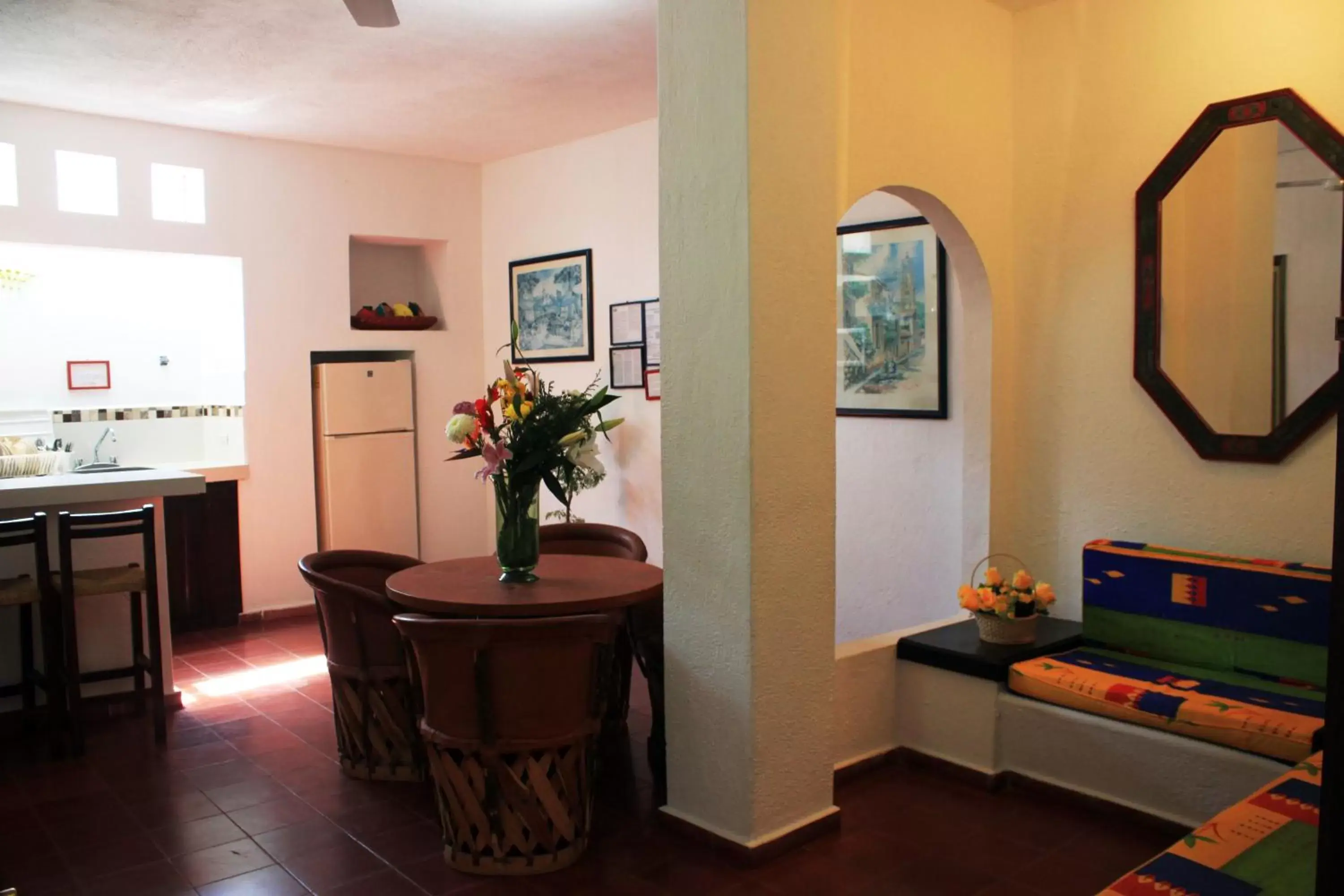 Day, Dining Area in Suites Plaza del Rio - Family Hotel Malecón Centro