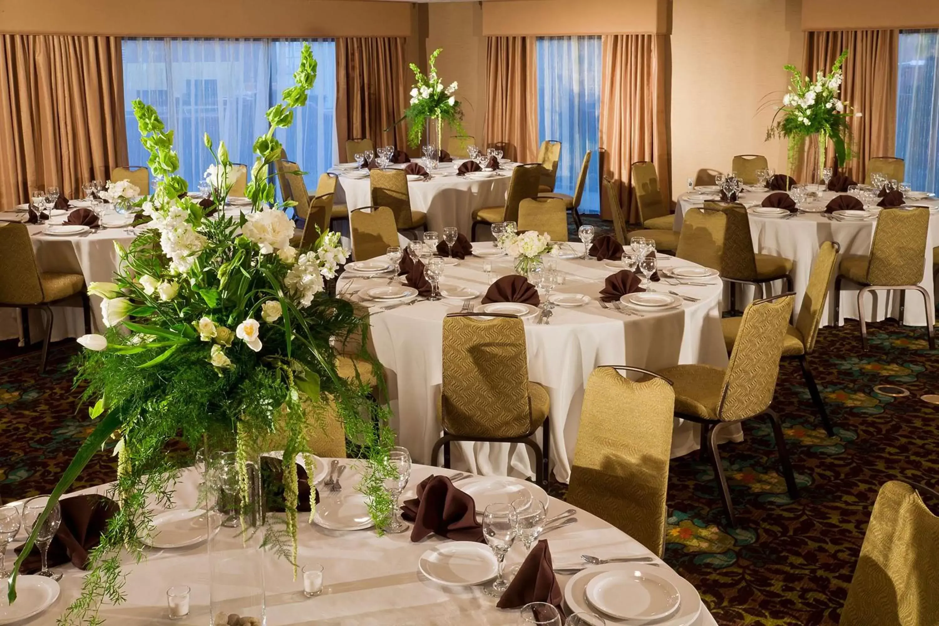 Meeting/conference room, Restaurant/Places to Eat in DoubleTree by Hilton Santa Fe