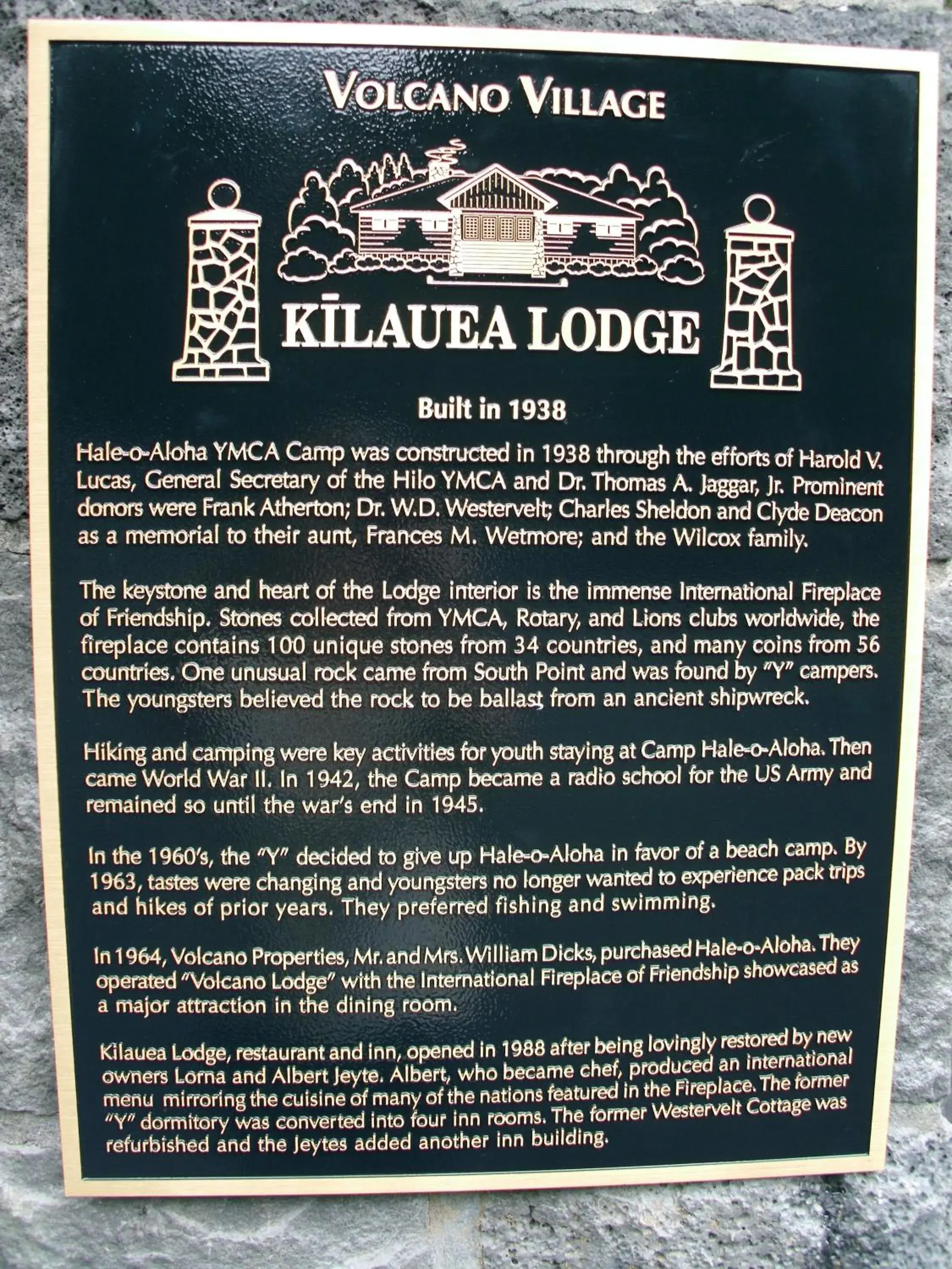 Decorative detail in Kilauea Lodge and Restaurant