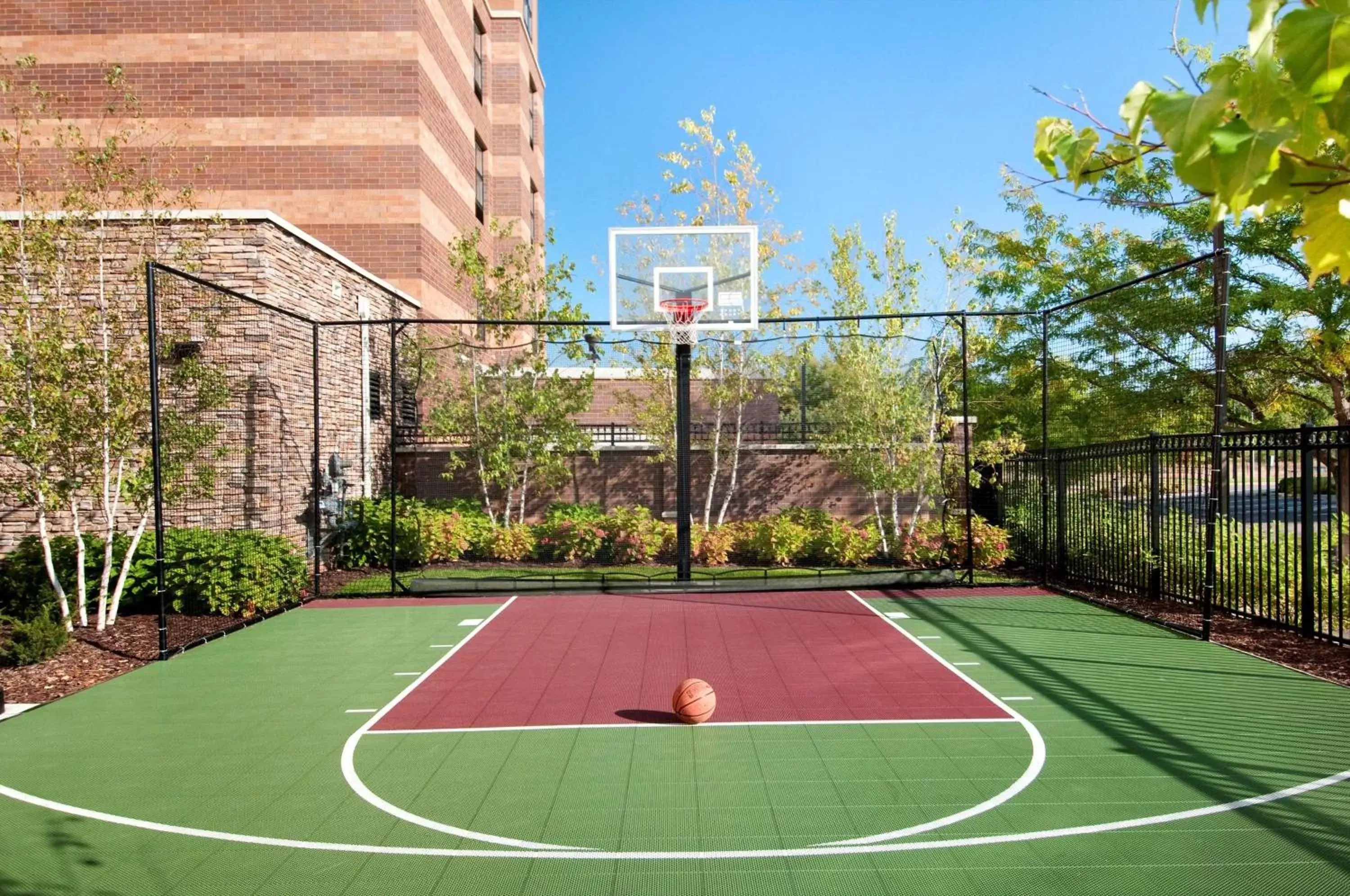 Sports, Tennis/Squash in Homewood Suites by Hilton Minneapolis - Saint Louis Park at West End