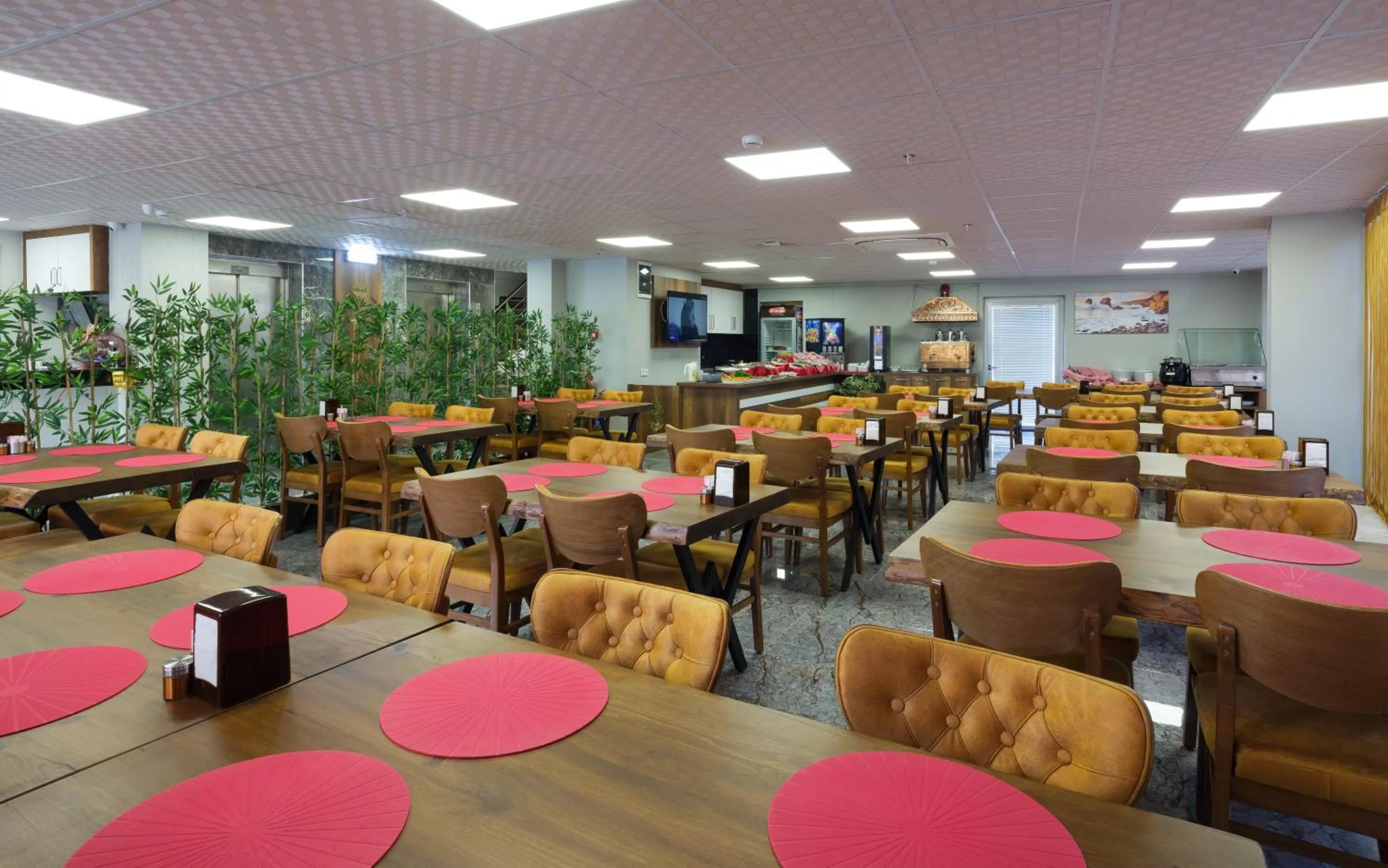 Restaurant/places to eat in Grand Gulluk Hotel City Center Antalya