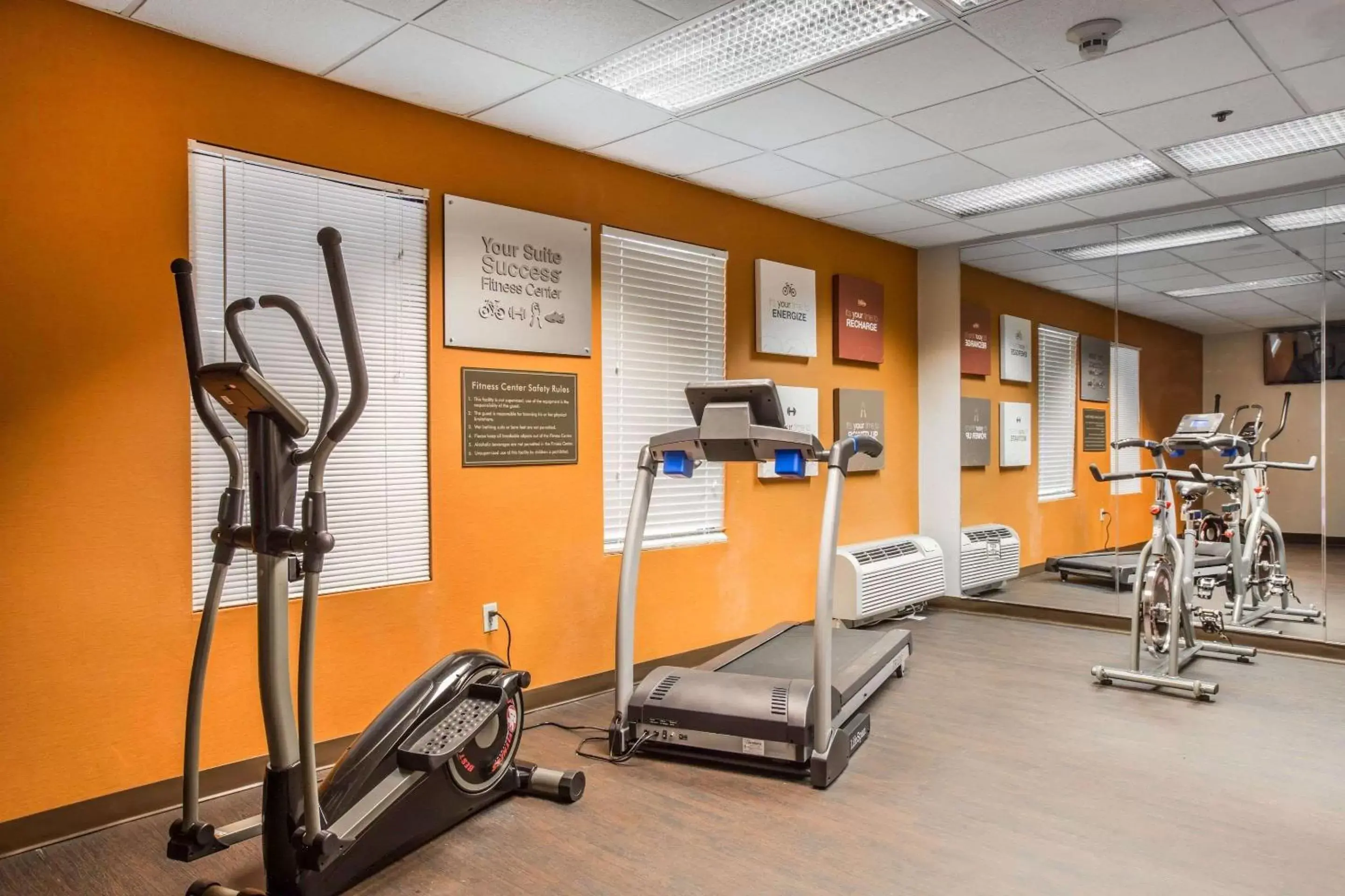 Fitness centre/facilities, Fitness Center/Facilities in Vista Suites Hotel Near Island Drive And Convention Center