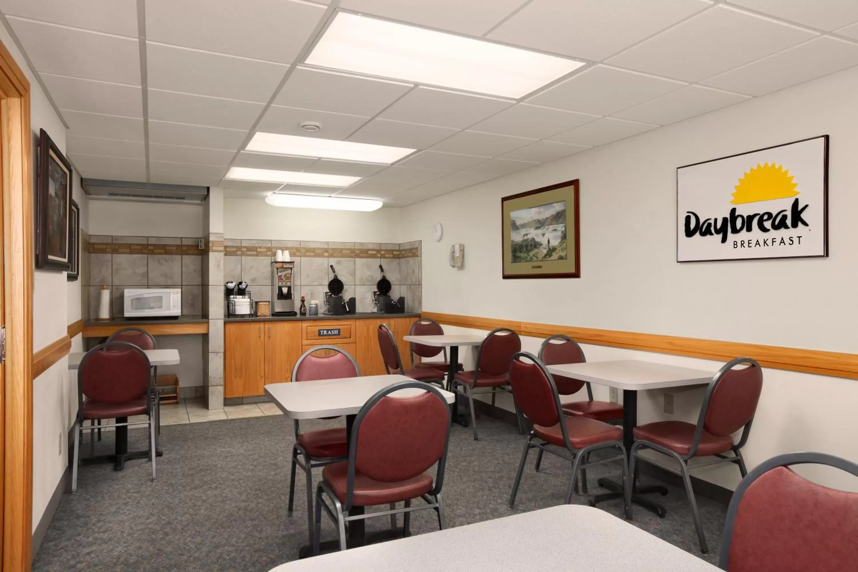 Restaurant/Places to Eat in Days Inn by Wyndham Great Falls