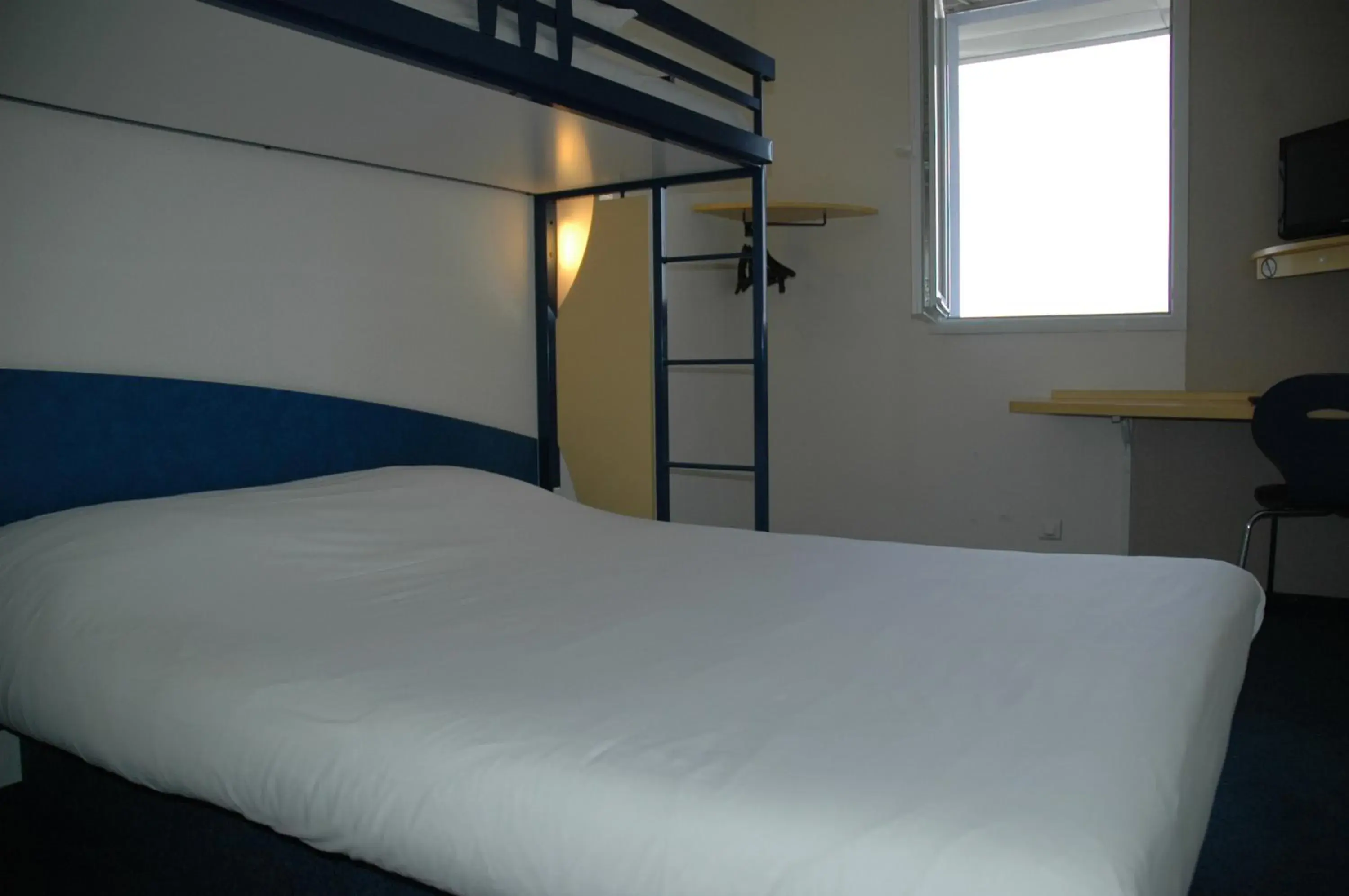 Bedroom, Room Photo in ibis budget Libourne