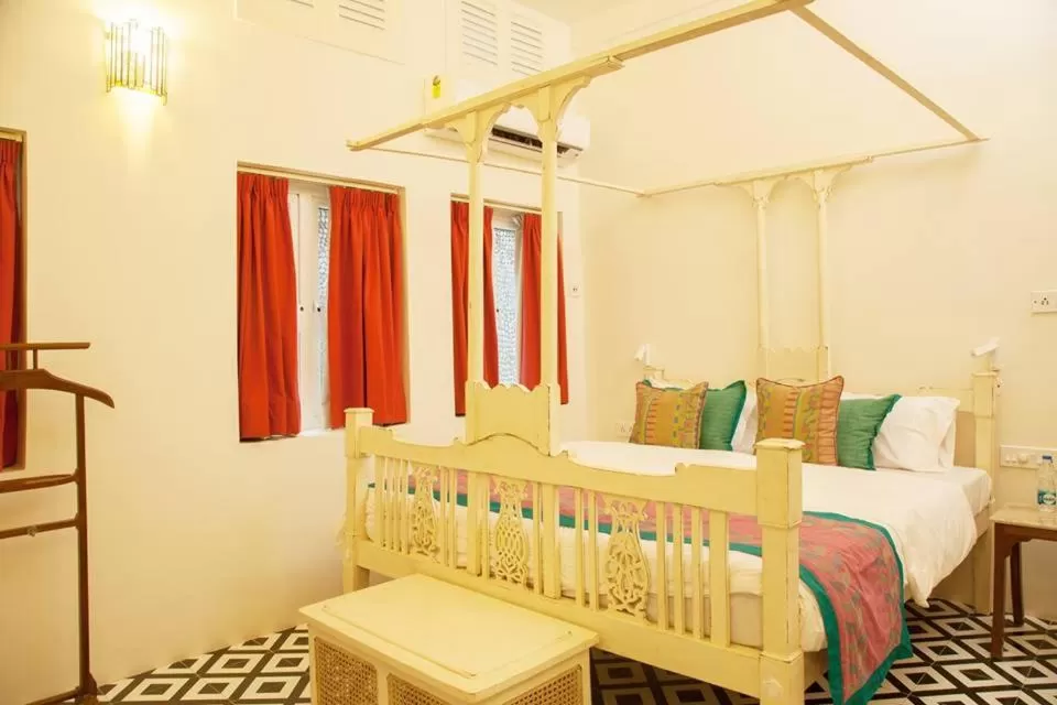 Bedroom, Bed in The Ivy House