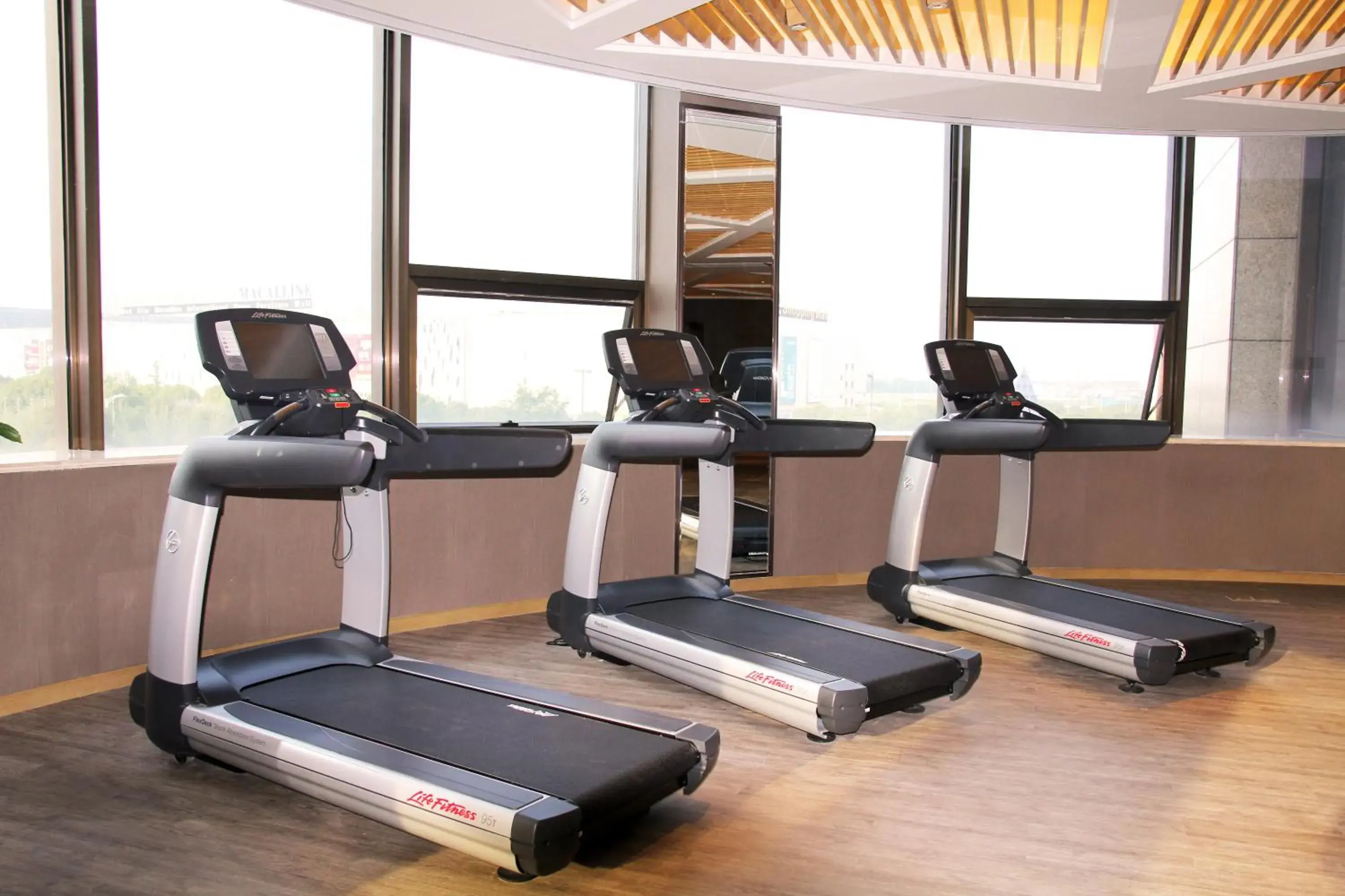 Fitness centre/facilities in InterContinental Changzhou by IHG Fitness centre/facilities in InterContinental Changzhou by IHG