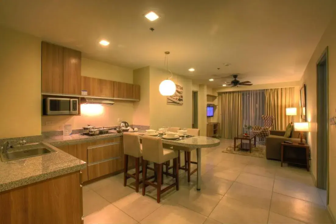 Kitchen or kitchenette, Kitchen/Kitchenette in Azalea Hotels & Residences Baguio