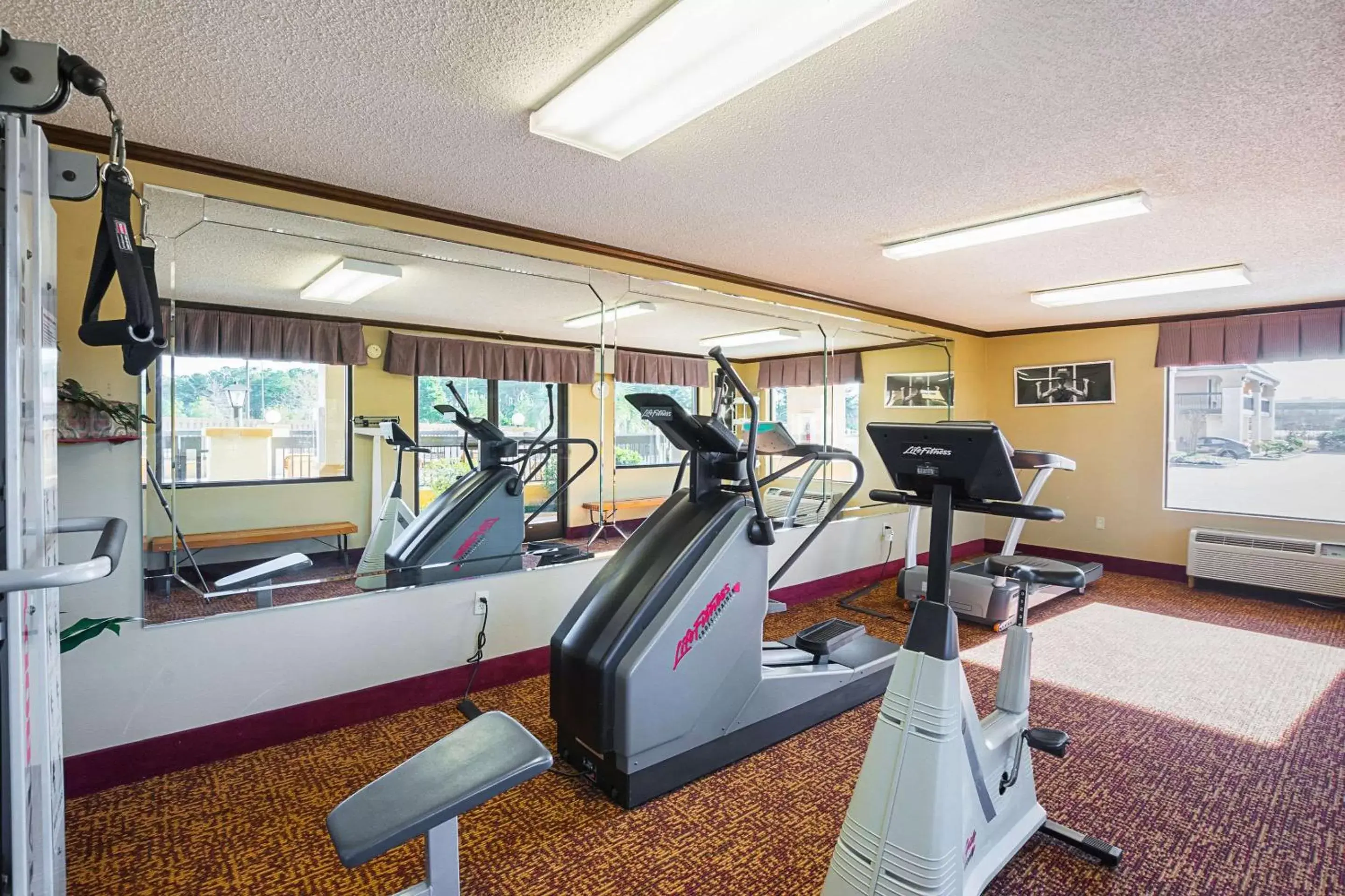 Fitness centre/facilities, Fitness Center/Facilities in Quality Inn & Suites Civic Center