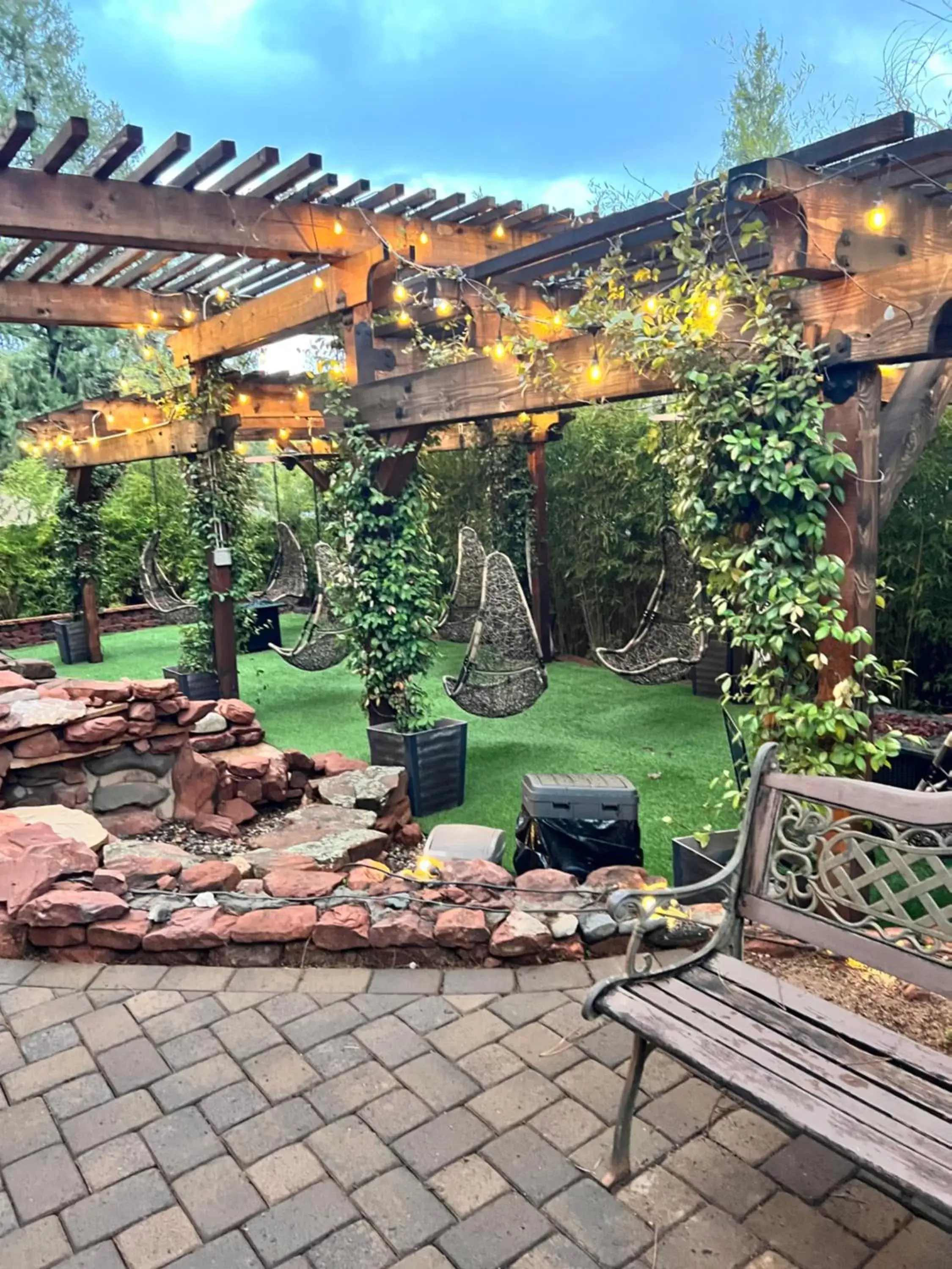 Property building in Lantern Light Inn - Romantic Getaway Property building in Lantern Light Inn - Romantic Getaway