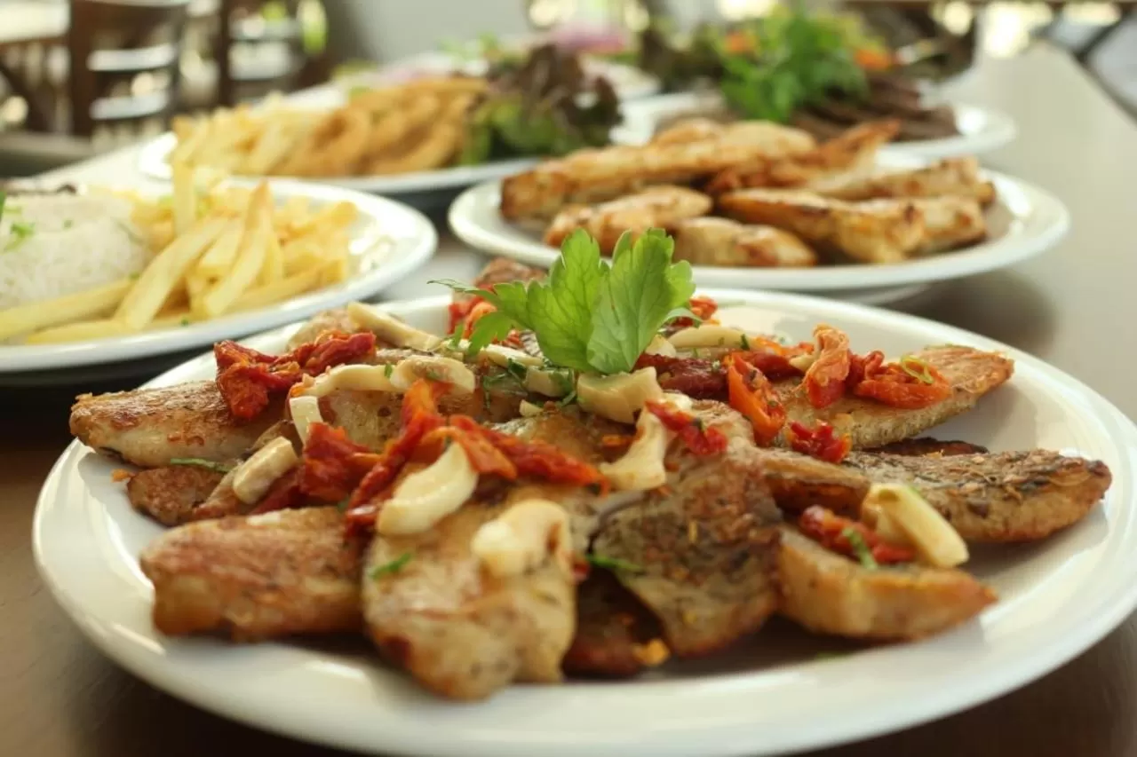 Restaurant/places to eat in Tri Hotel Executive Indaial