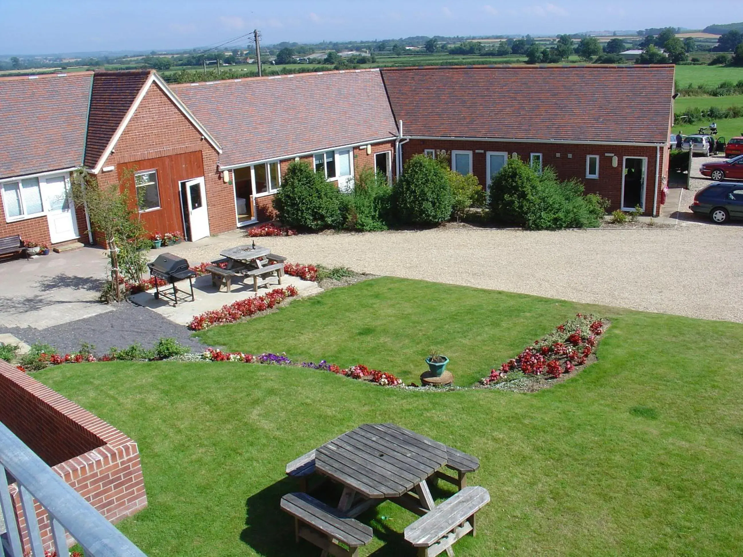 Balcony/Terrace, Garden in Halfway House Inn Country Lodge