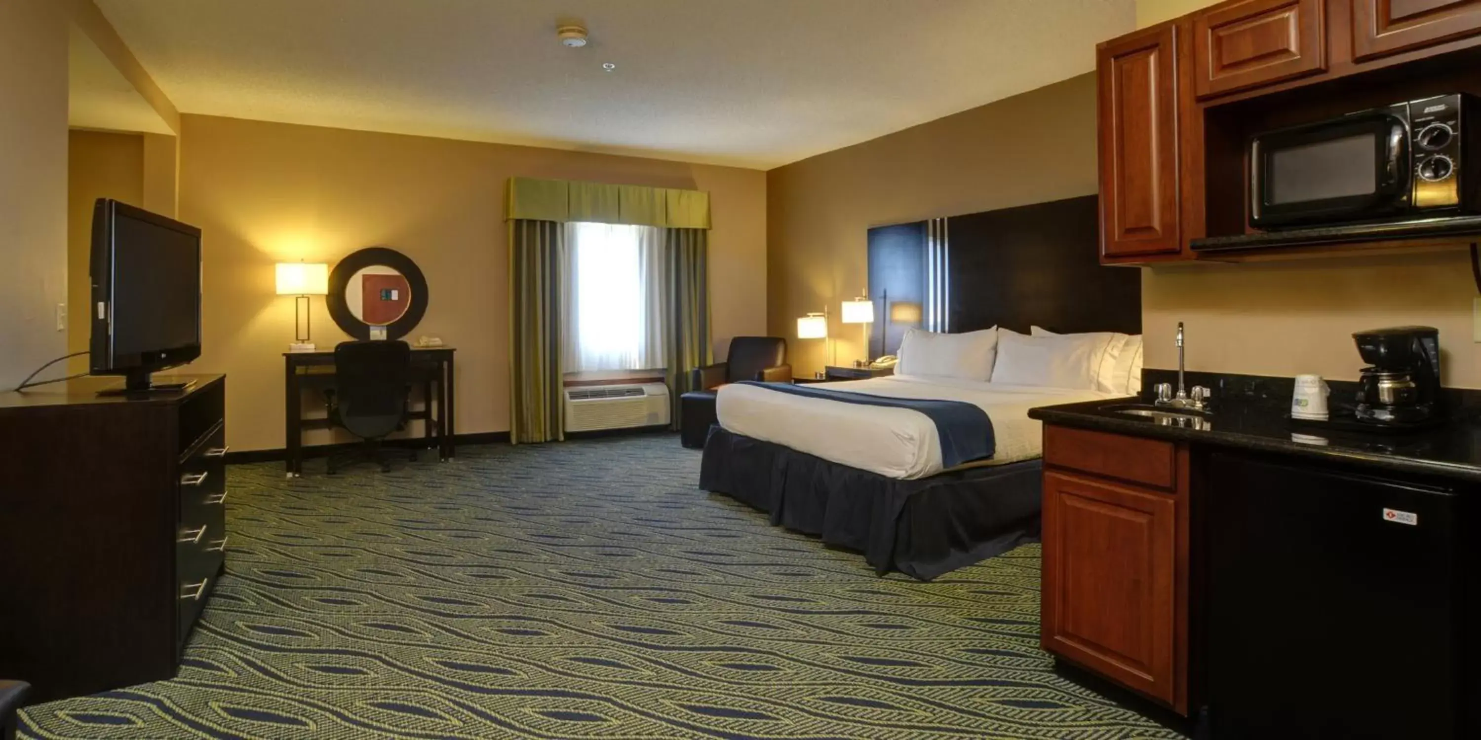 Photo of the whole room in Holiday Inn Express & Suites Midwest City, an IHG Hotel