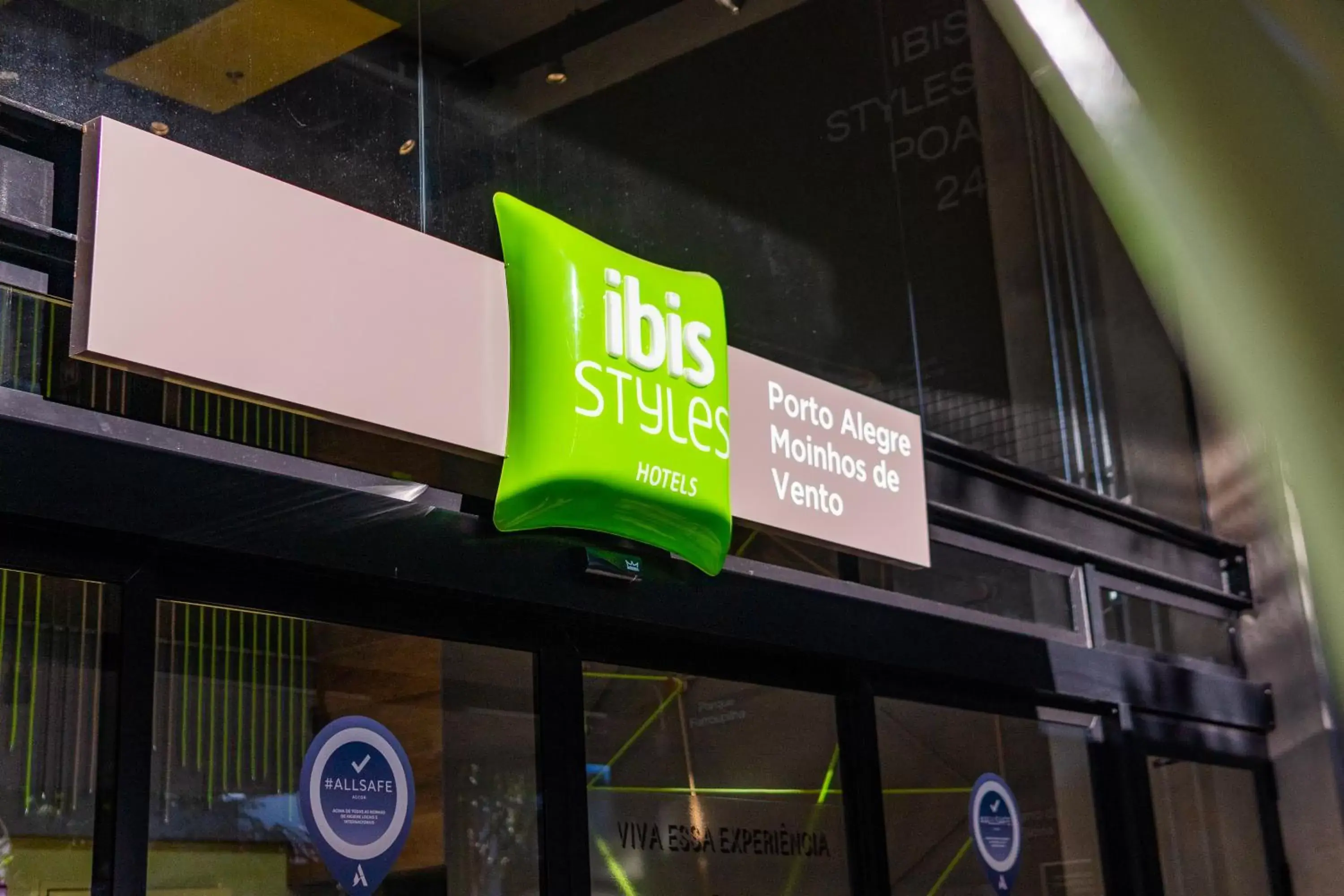 Property logo or sign in ibis Styles Porto Alegre Moinhos de Vento